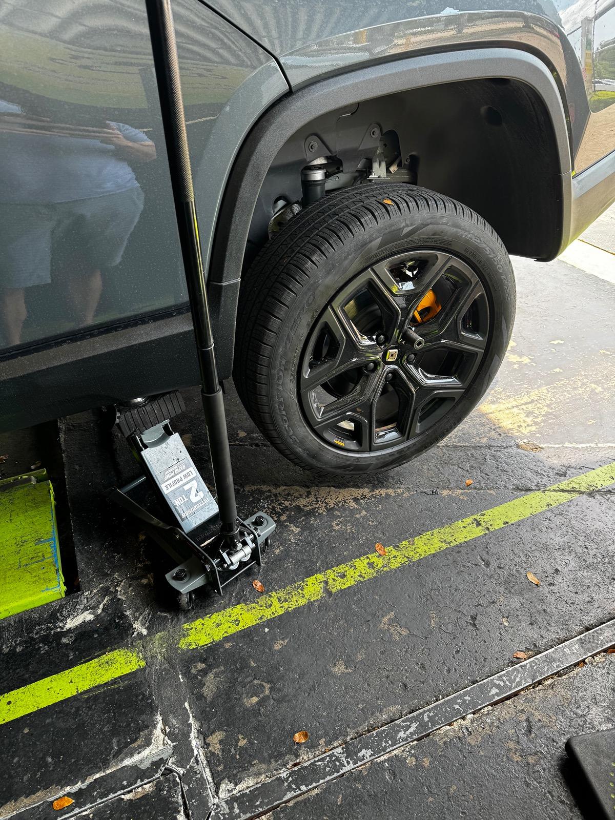 Rivian R1T R1S Looking for a spare 22Inch tire IMG_2826