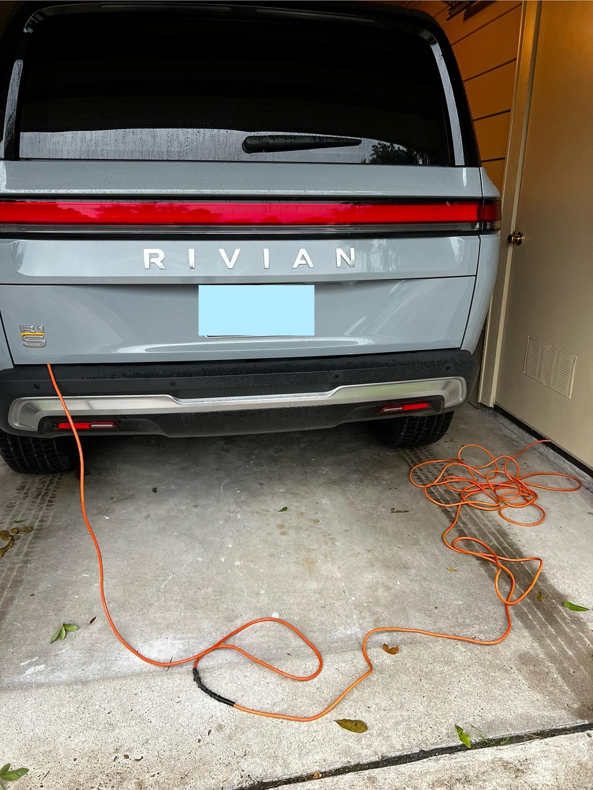 Rivian R1T R1S Solar Charging IMG_4160