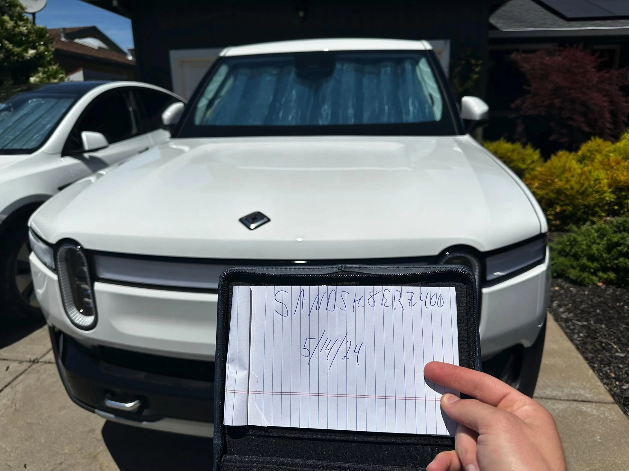 Rivian R1T R1S 2022 Rivian R1T Adventure Edition IMG_7258