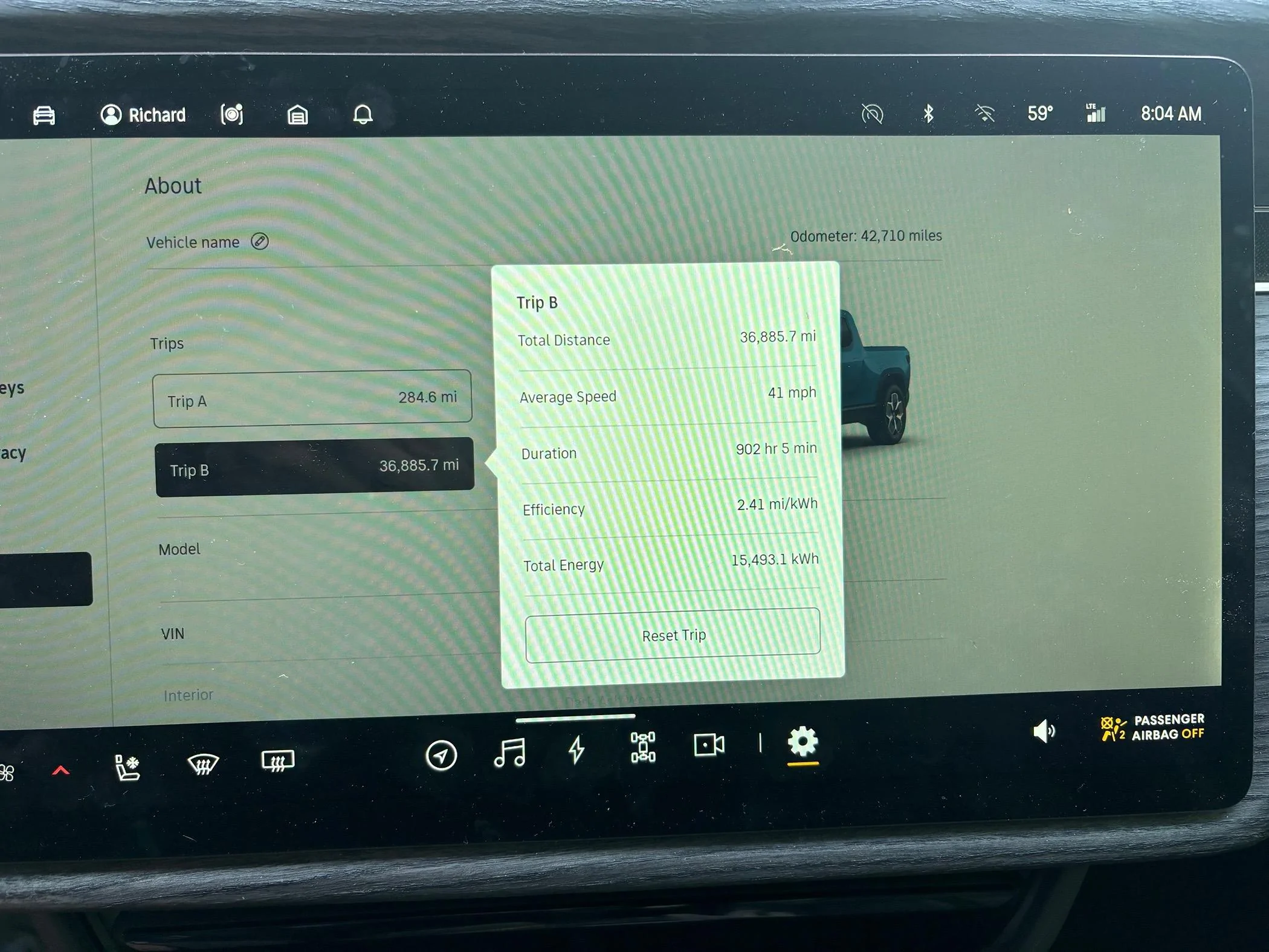 Rivian R1T R1S Test Result:  Battery Degradation at 42,000 miles Just ~3% Degradation (2022 R1T Quad Motor) Lifetime efficiancy at 42k