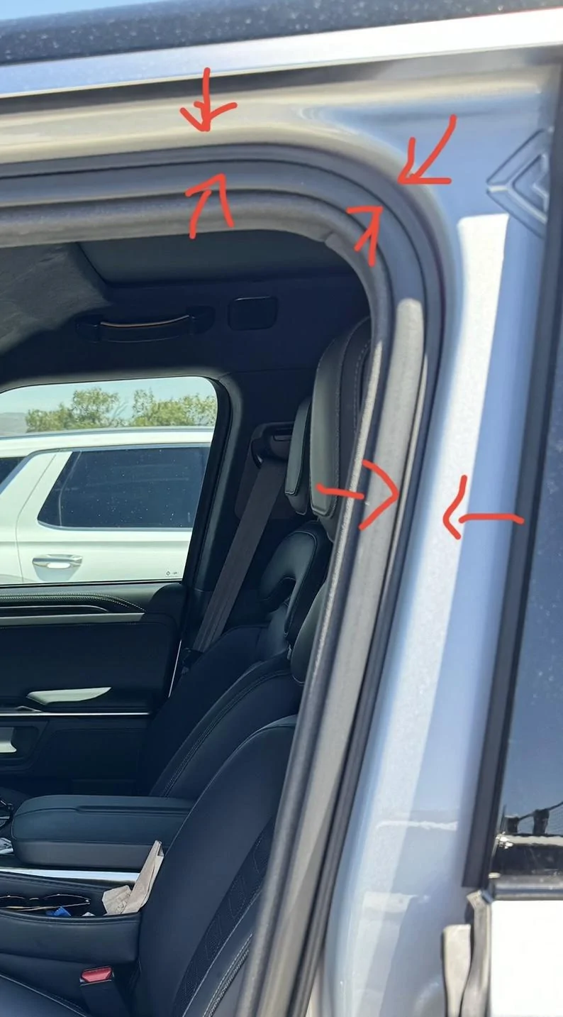 Rivian R1T R1S Guide: R1S / R1T Wind Noise FIX! door frame L seal