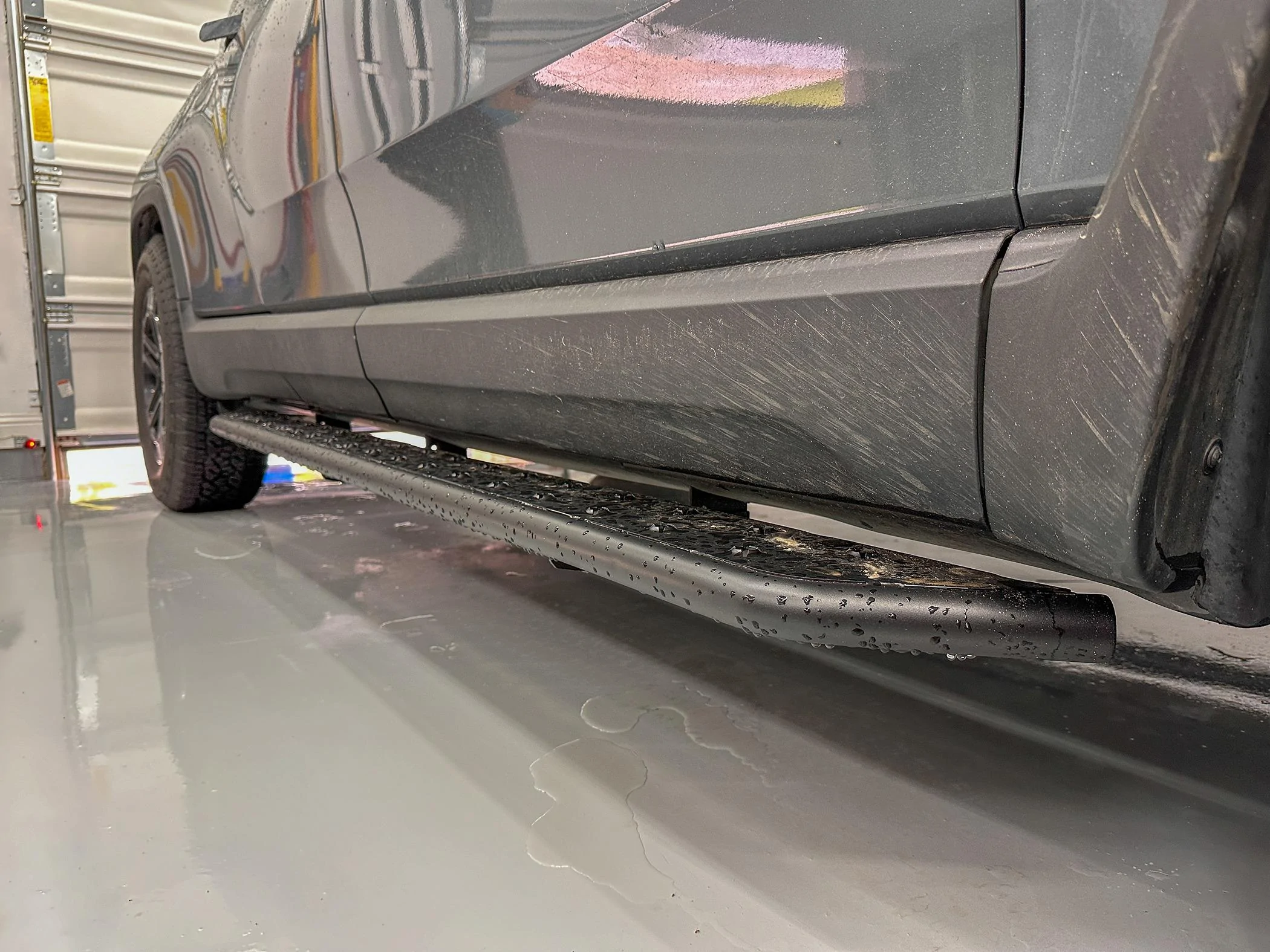Rivian R1T R1S RealWheels EV Stainless Steel Running Boards IMG_8451