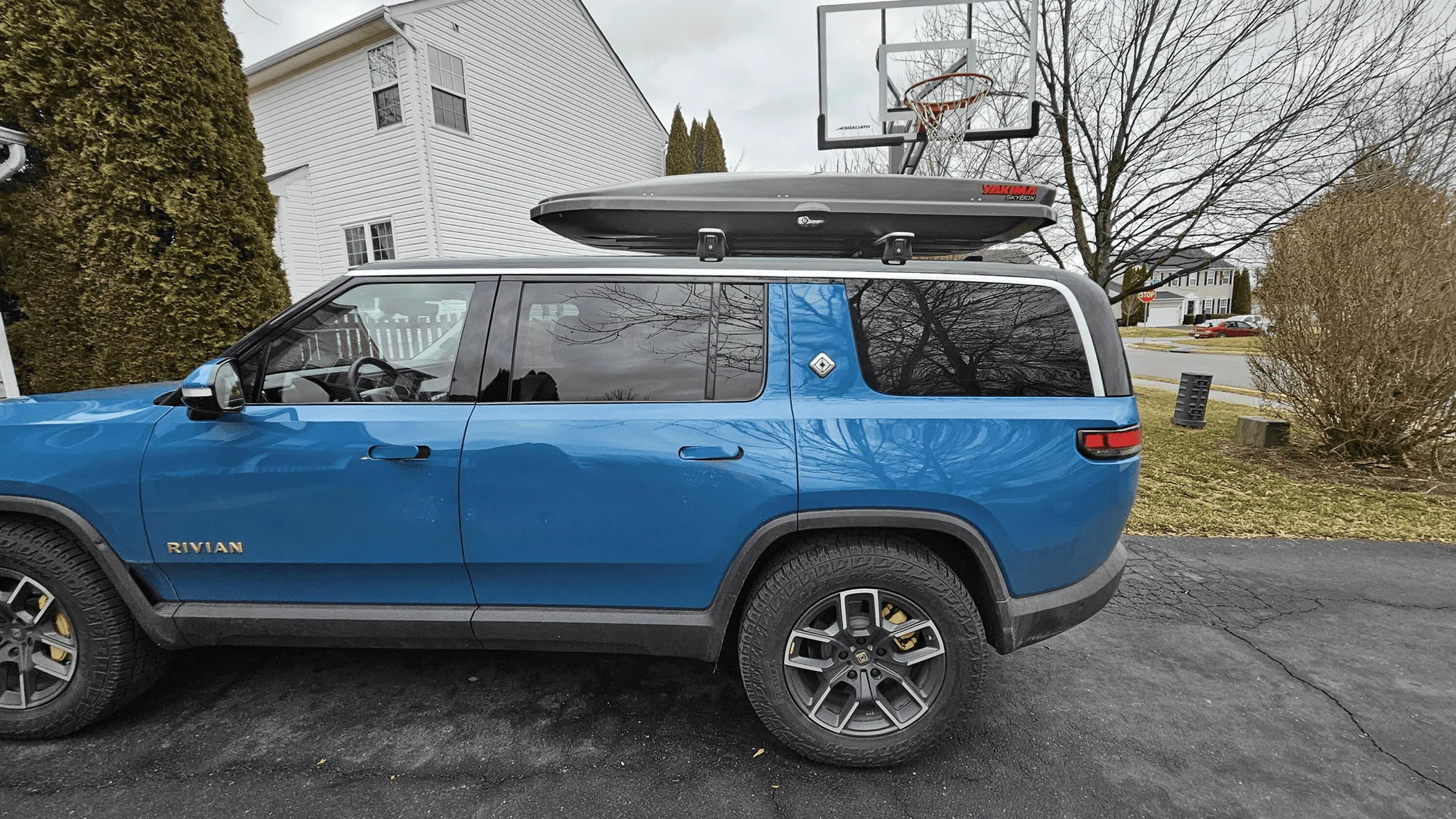 Rivian R1T R1S Roof Box (and Bike, luggage, outdoor gear, etc) SALE this weekend (05-17-24) at REI PSA 1715889900687-vu