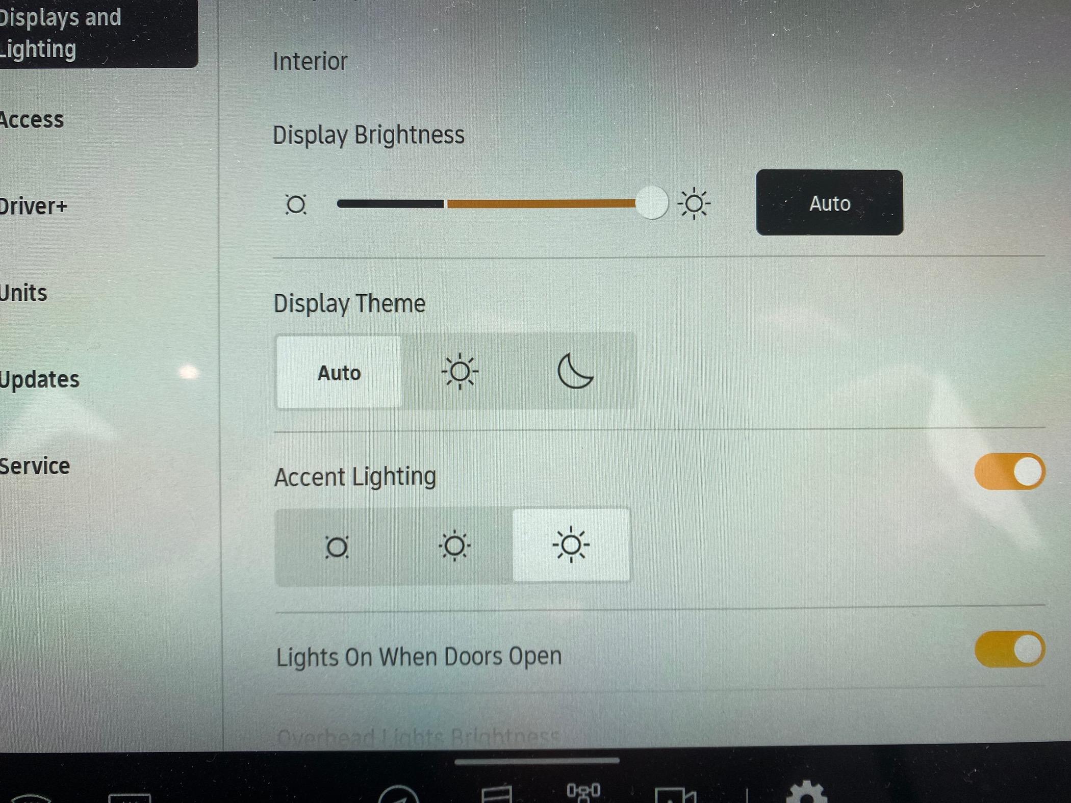 Rivian R1T R1S Lighting settings - auto vs no auto IMG_1425