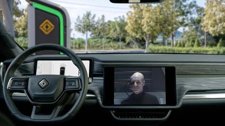 Rivian R1T R1S Google Cast in action - demo at Google I/O 2024 BB1mrIez