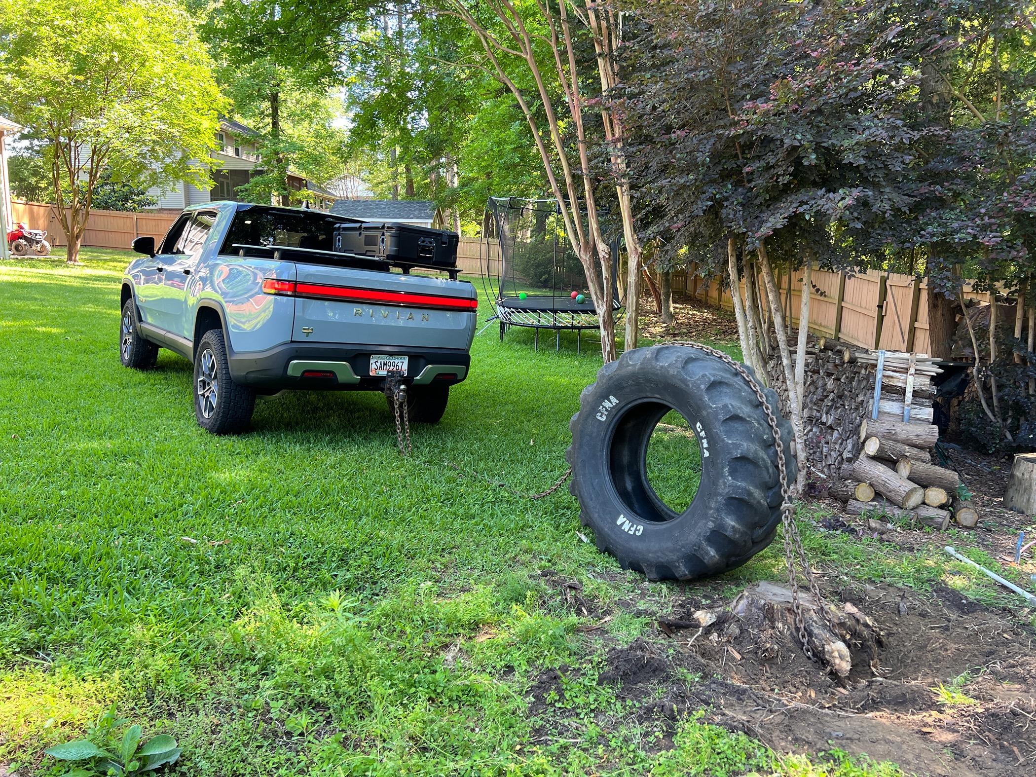 Rivian R1T R1S R1T Tree Stump Pull! IMG_1980.JPG