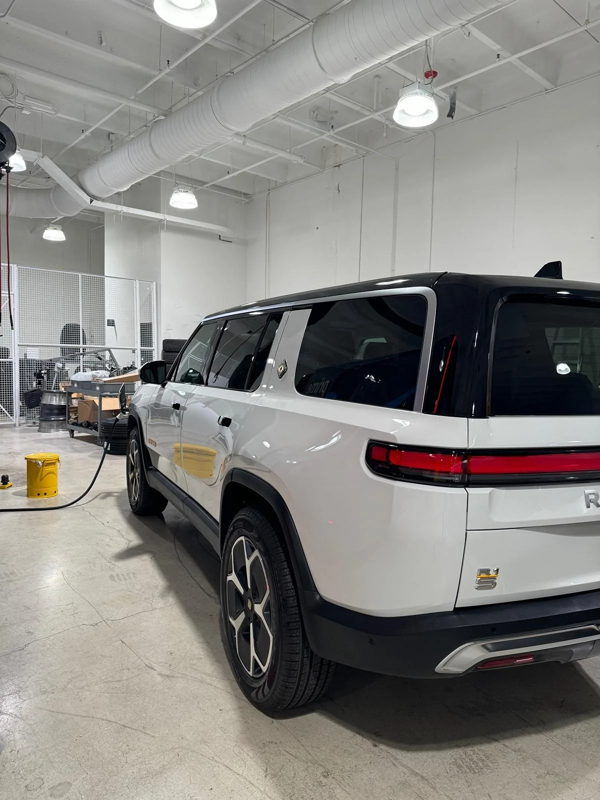 Rivian R1T R1S Help me decide between Gloss White and XPEL Stealth White Wrap IMG_3808