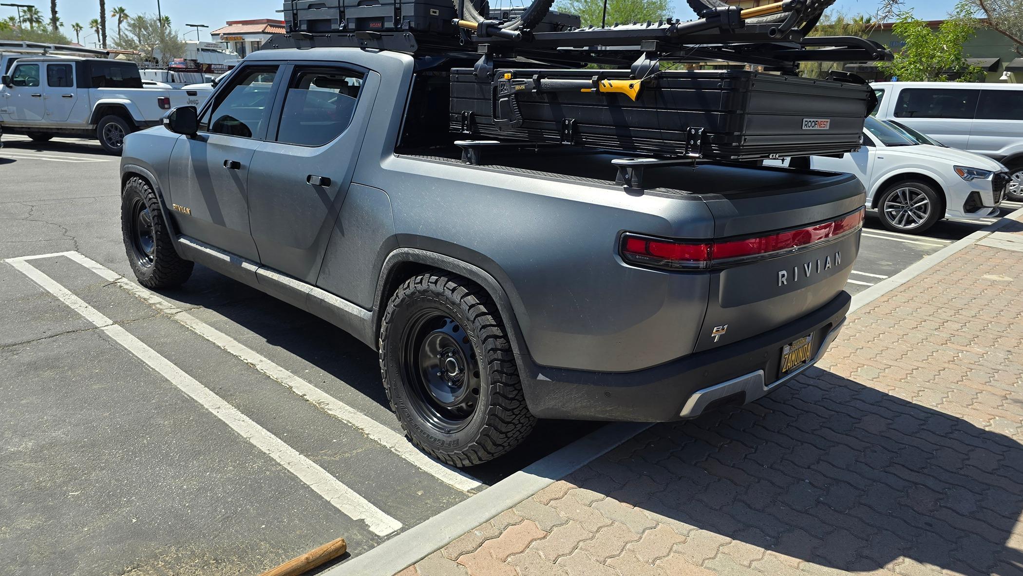 Rivian R1T R1S Matte wrap gang! Let's see photos of your matte Rivian R1T & R1S 20240516_103526