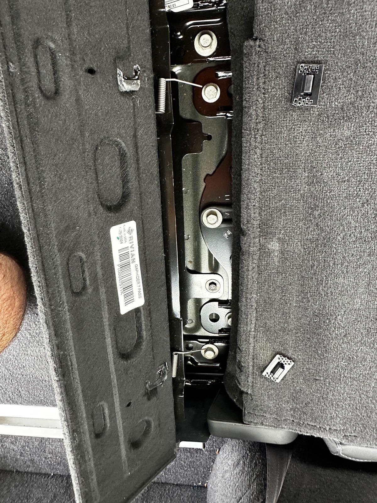 Rivian R1T R1S Where's this rubber piece from? (R1S tailgate area) IMG_0042