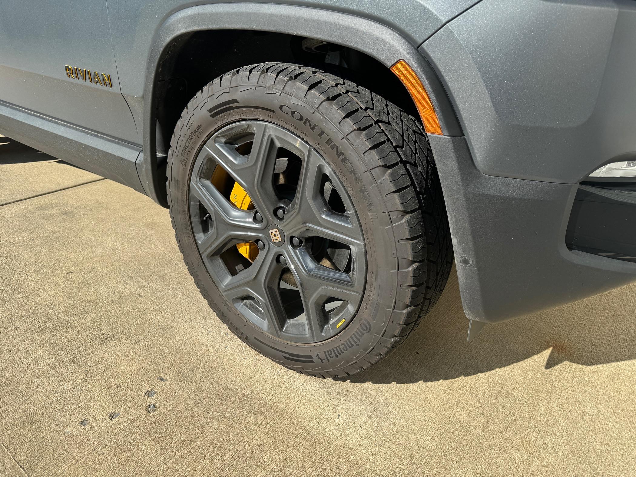 Rivian R1T R1S Black Emblems from Abstract Ocean IMG_7796