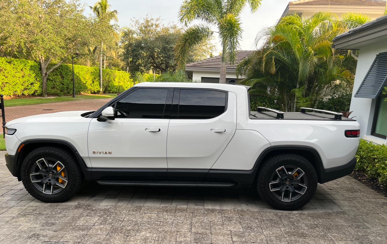 Rivian R1T R1S RMaxx Running Boards for R1T and R1S @ EV Sportline - Free "RIVIAN" Swag Giveway IMG_6955