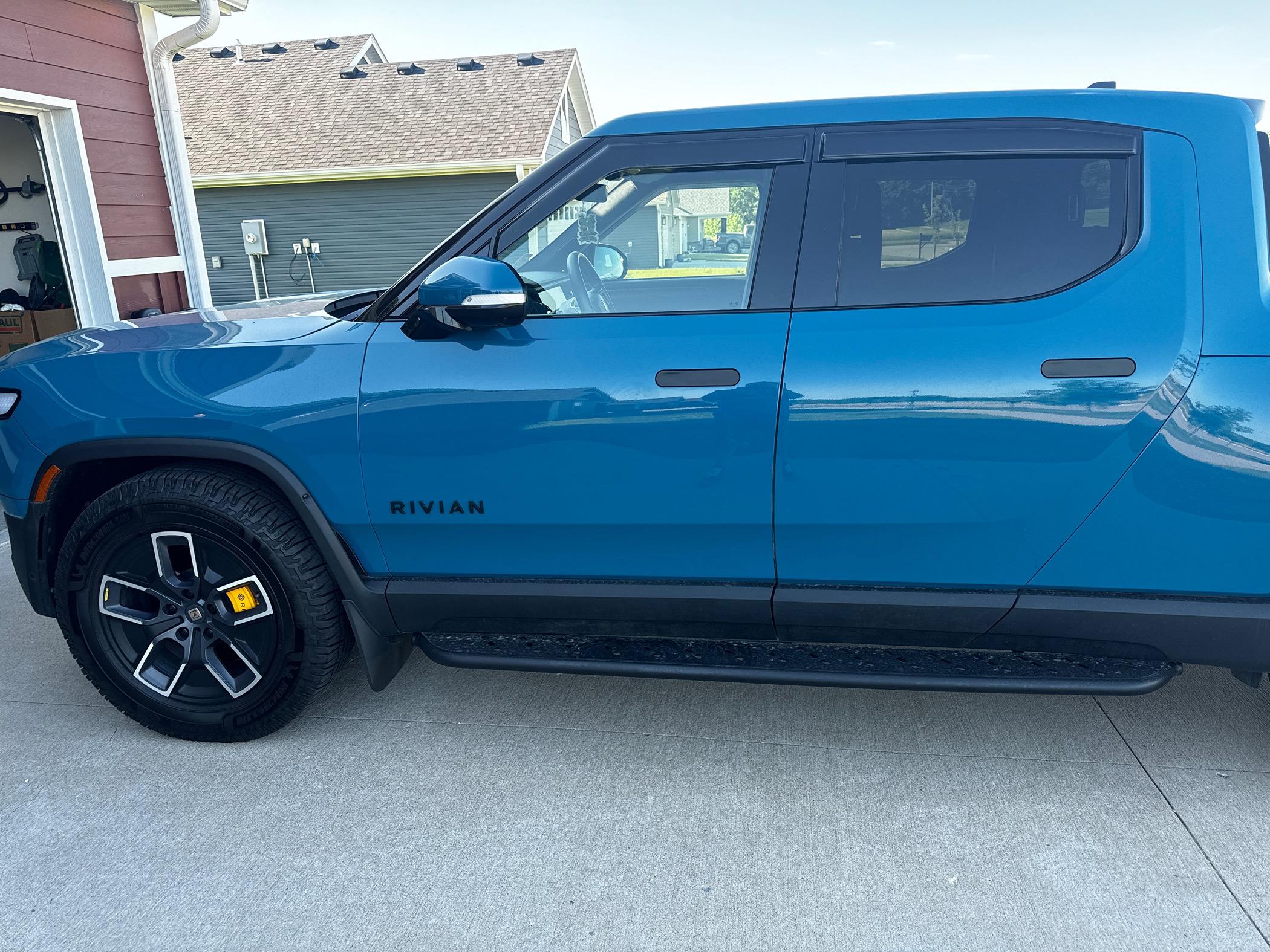 Rivian R1T R1S RMaxx Running Boards for R1T and R1S @ EV Sportline - Free "RIVIAN" Swag Giveway IMG_1128