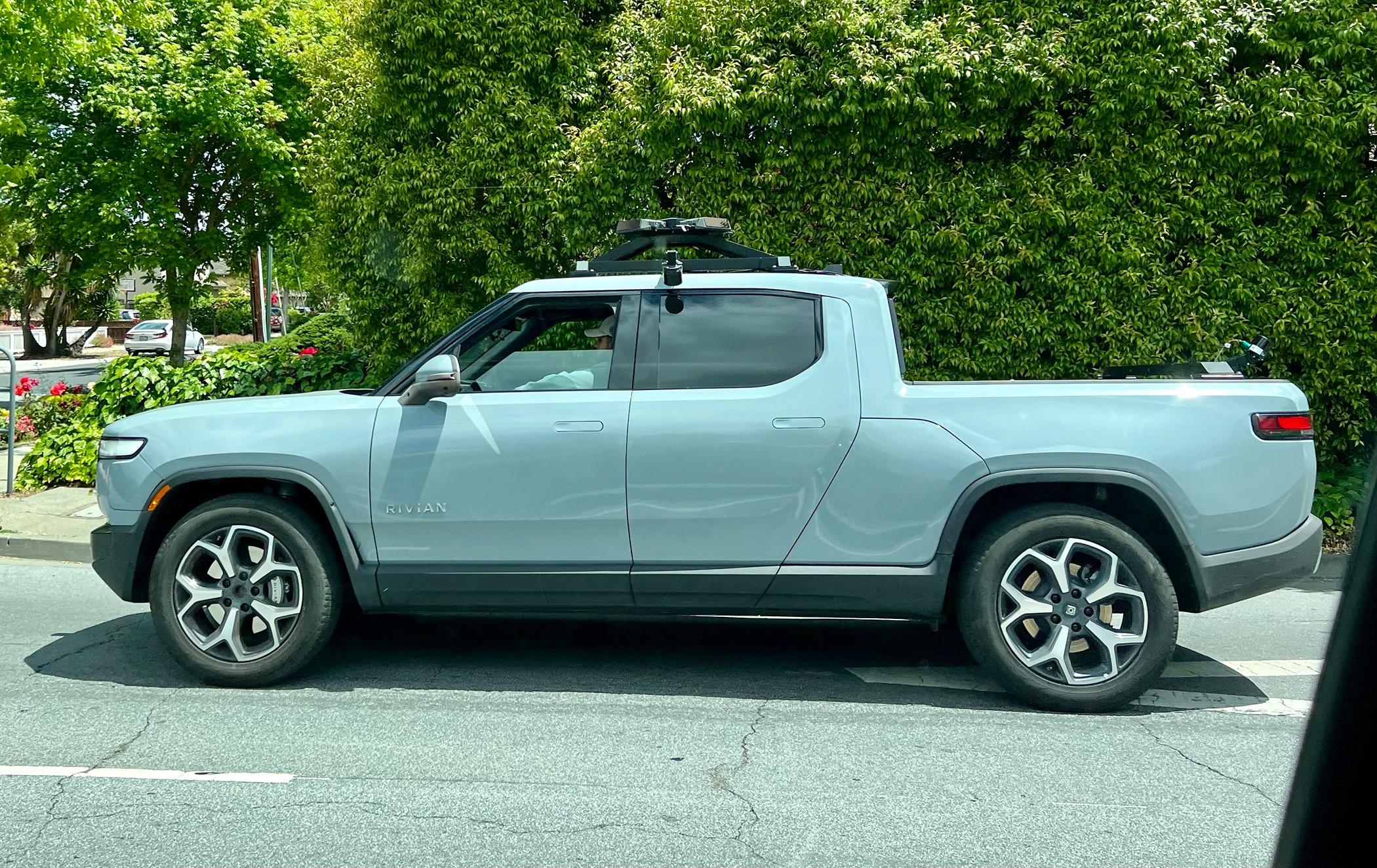 Rivian R1T R1S R1T spotted with experimental FSD style cameras IMG_5538