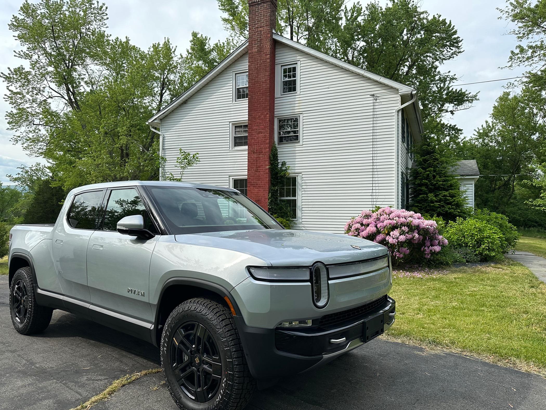 Rivian R1T R1S Random Rivian Photos of the Day - Post Yours! 📸 IMG_2576