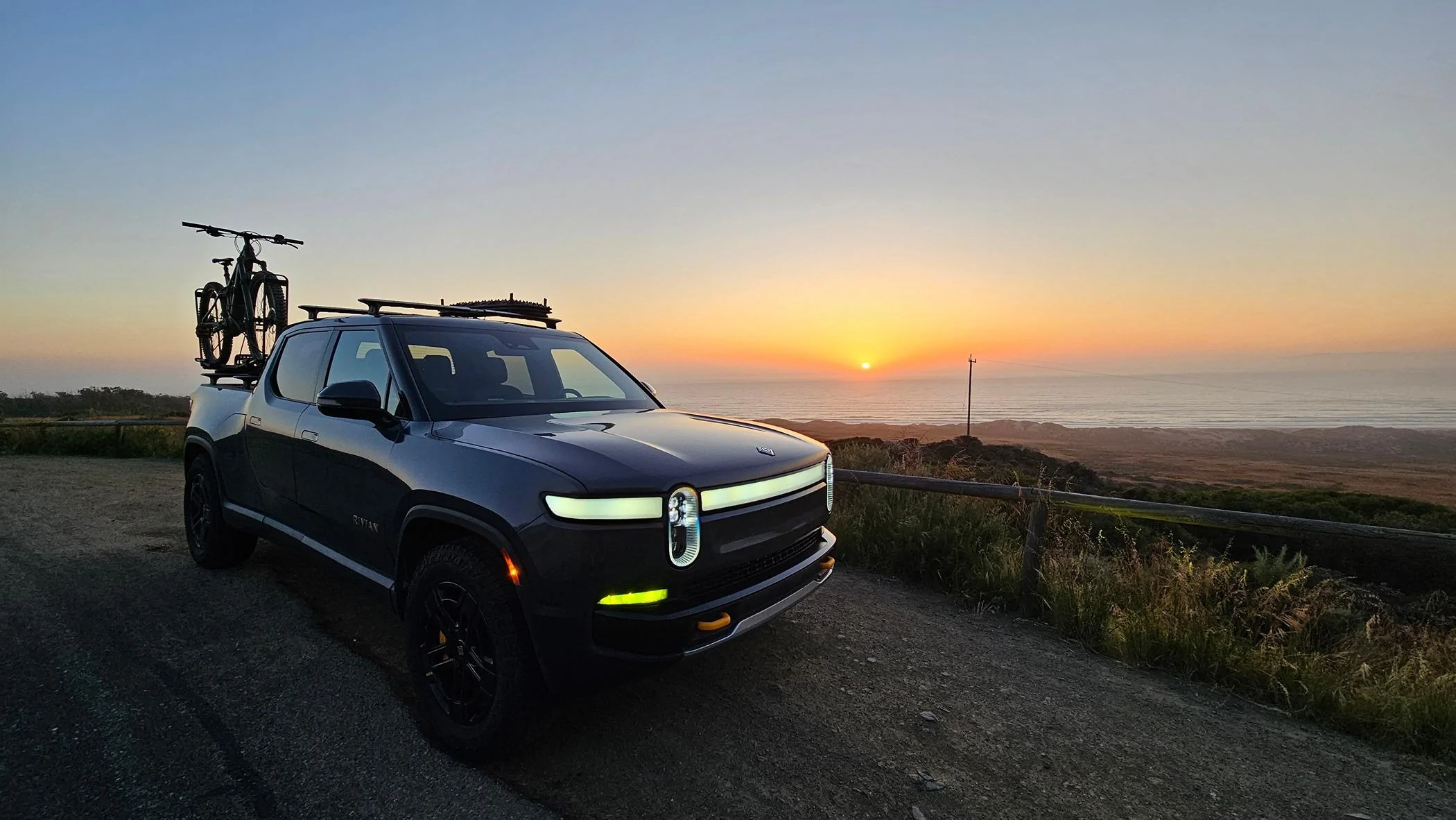 Rivian R1T R1S Random Rivian Photos of the Day - Post Yours! 📸 20240508_195314