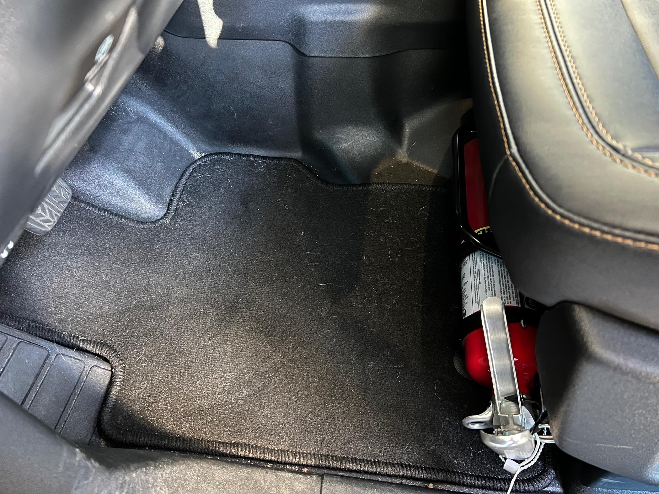 Rivian R1T R1S Where to place a Fire Extinguisher IMG_1463