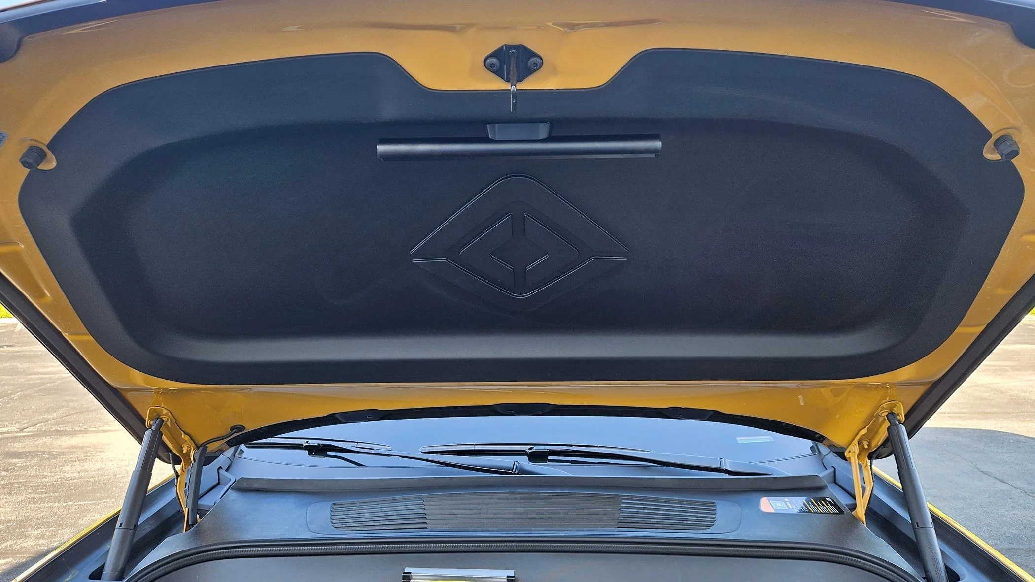 Rivian R1T R1S Simple Frunk / Front Trunk Lighting Solution 20240520_172724