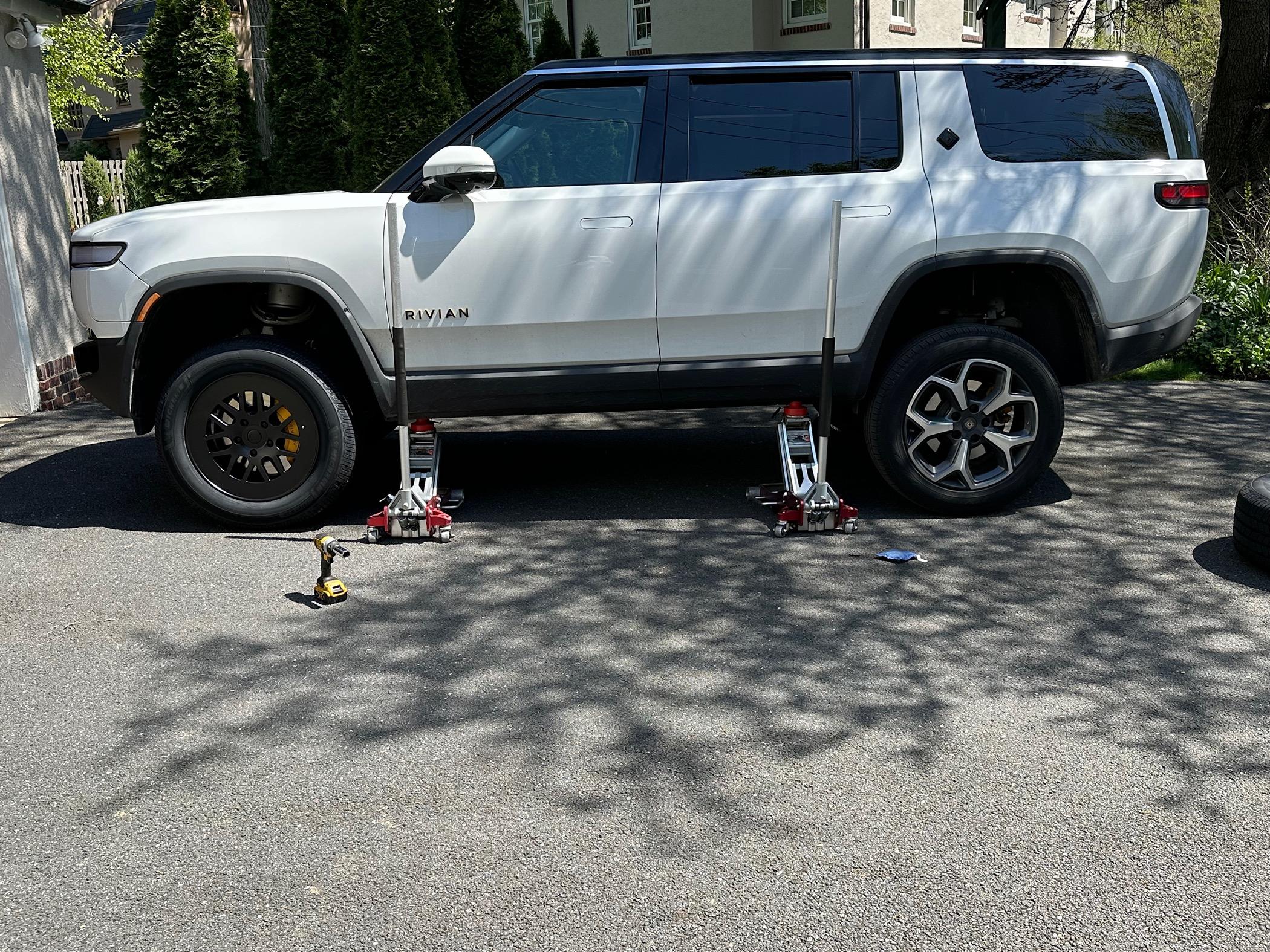 Rivian R1T R1S Creating the Ultimate Wheel/Tire Combo (Help Needed) IMG_1178