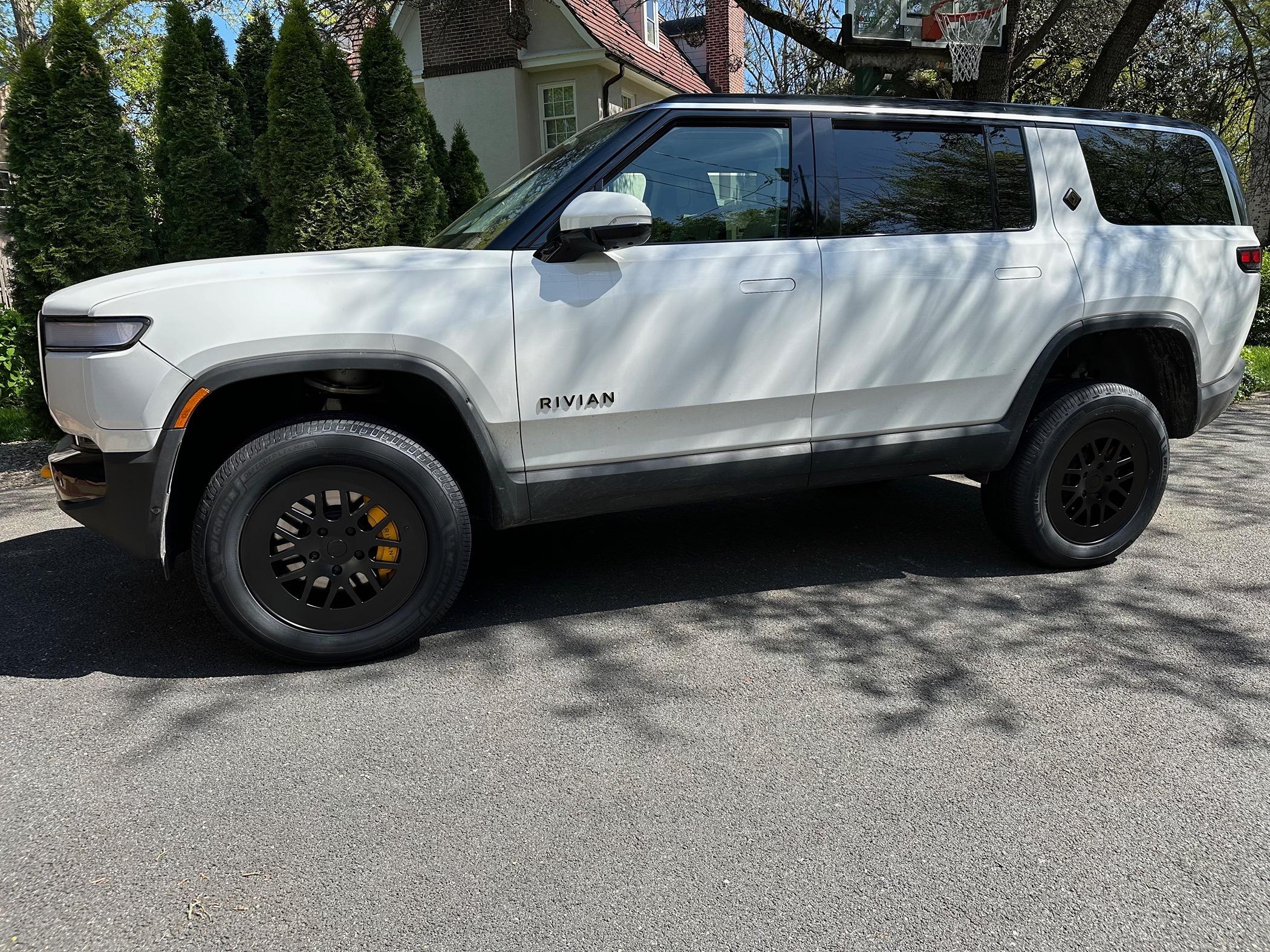 Rivian R1T R1S Creating the Ultimate Wheel/Tire Combo (Help Needed) IMG_1179