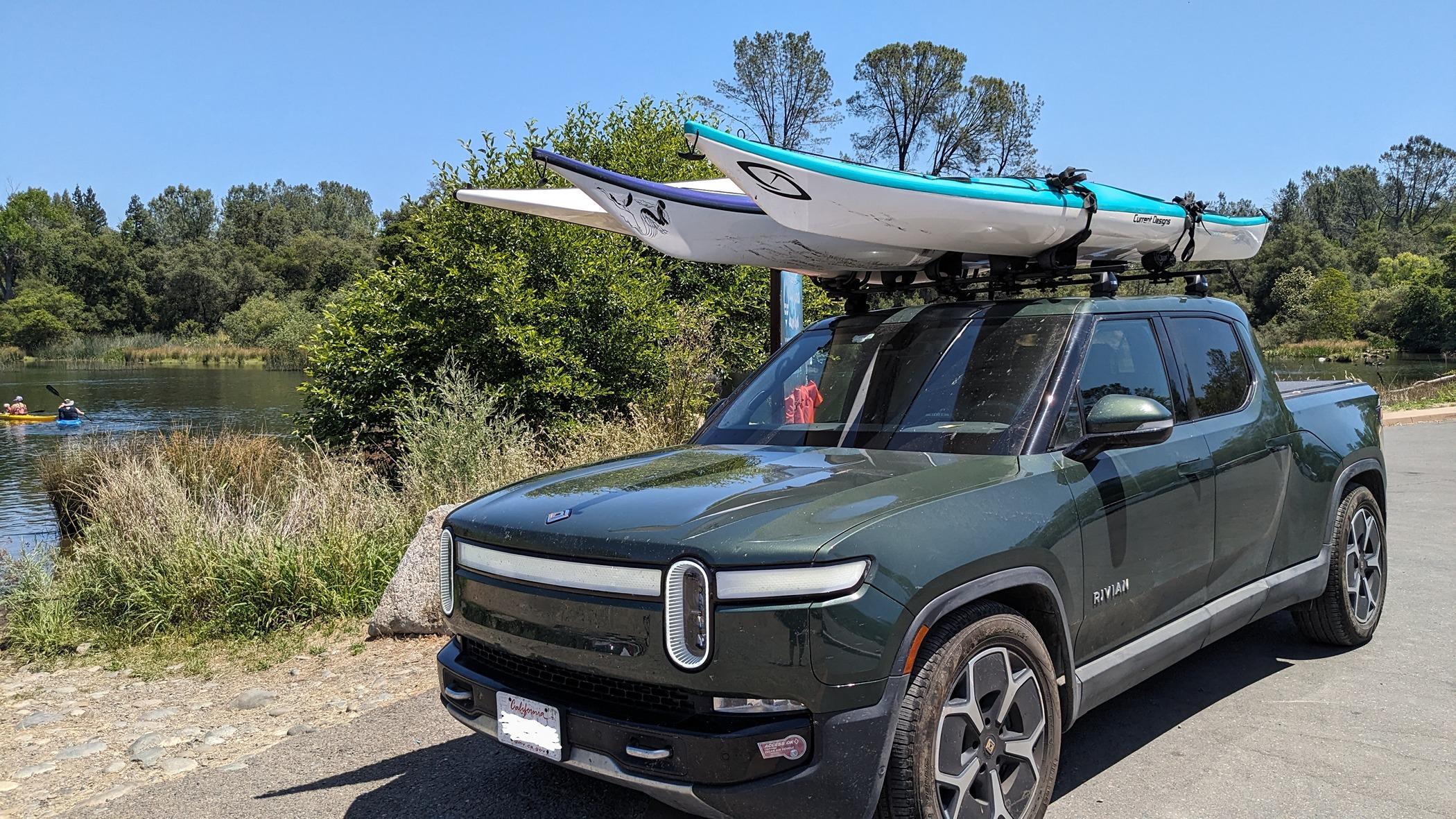 Rivian R1T R1S Finally outfitted for water play! 1000002857