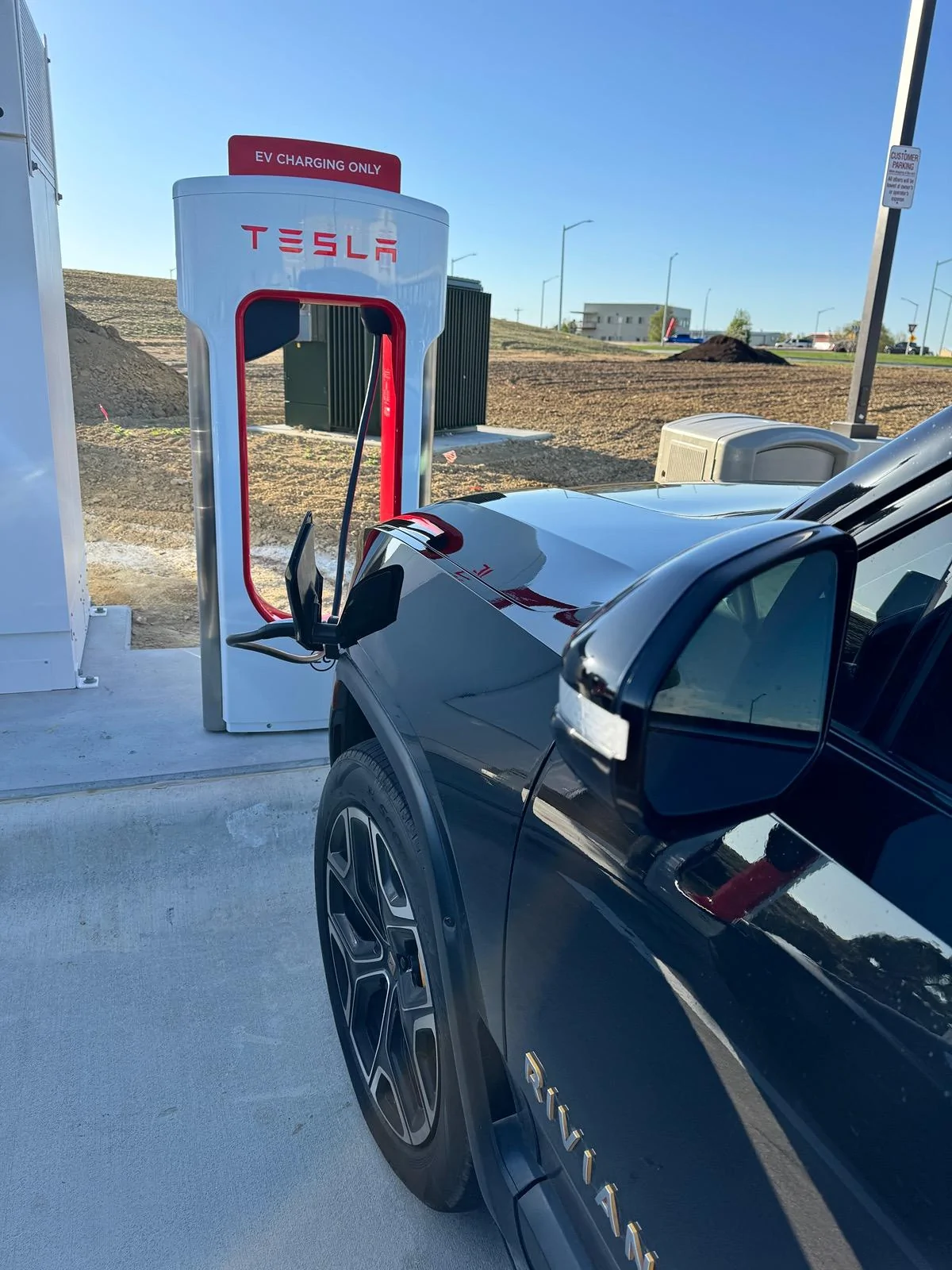 Rivian R1T R1S Colorado Checking In IMG_2909