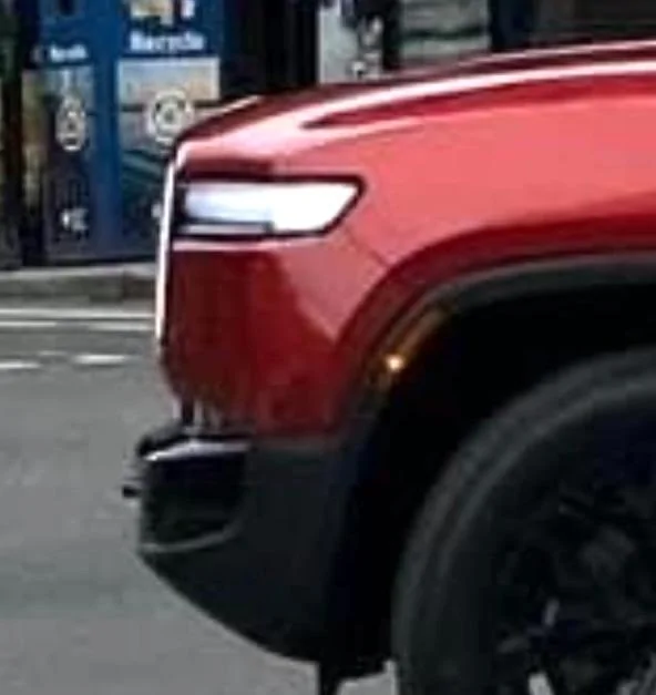 rivian r1 r1s refresh spotted seattle 2.jpg