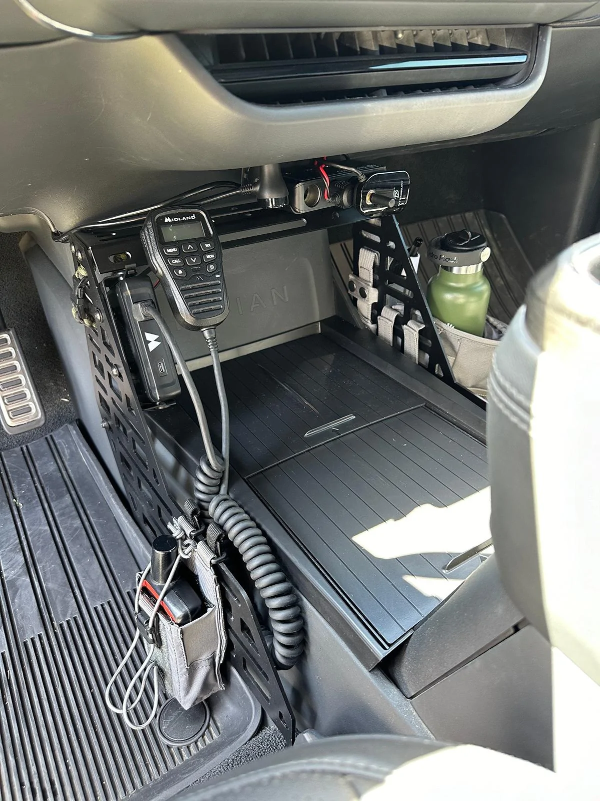 Rivian R1T R1S M.O.L.L.E. panels IMG_7751