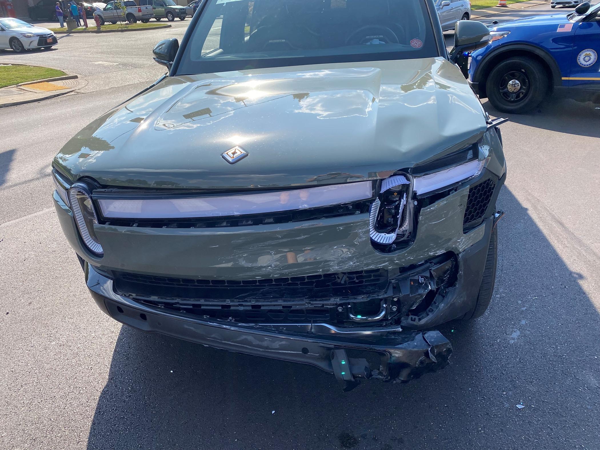 Rivian R1T R1S Do the incident cameras really work? 9.30.23 Accident Photo (5)