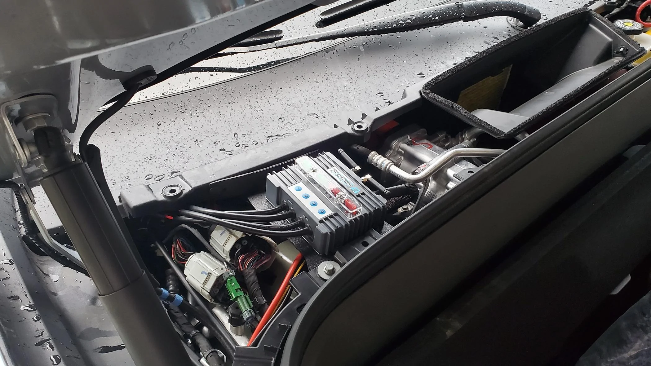 Rivian R1T R1S Fog lights installed near on the lower grill area? 20230913_180125