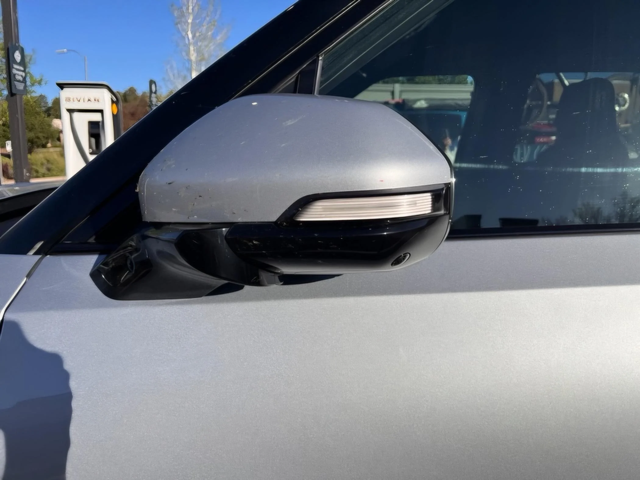 Rivian R1T R1S New R1 Refresh spotted photos! [Updated w/ New Wheel Aero Covers pic] IMG_6101