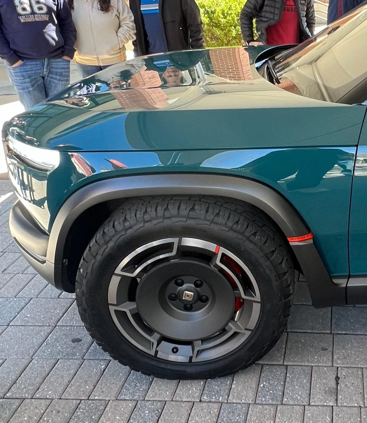 Rivian R1T R1S New R1 Refresh spotted photos! [Updated w/ New Wheel Aero Covers pic] IMG_9444