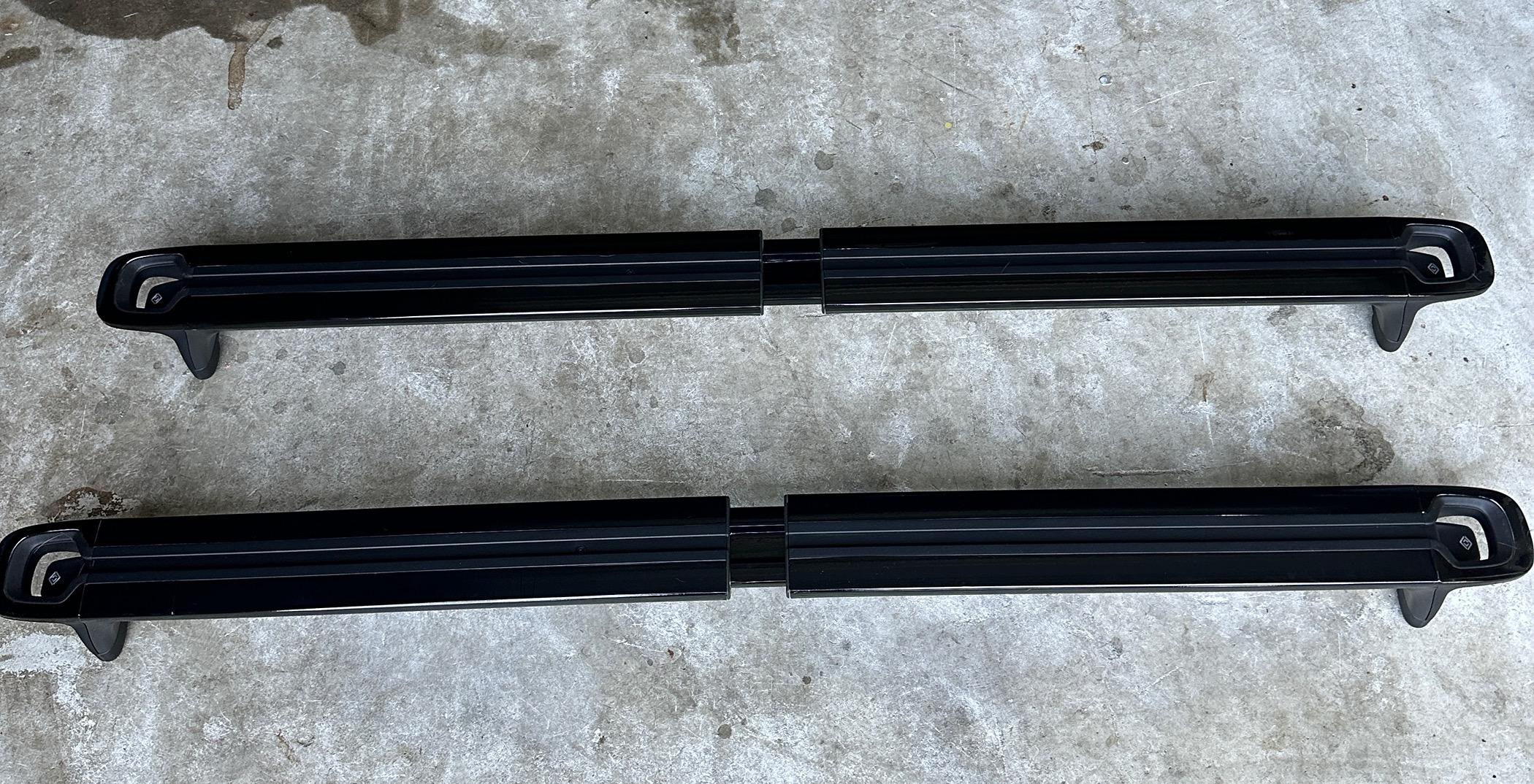 Rivian R1T R1S Blacking Out Crossbars IMG_2089