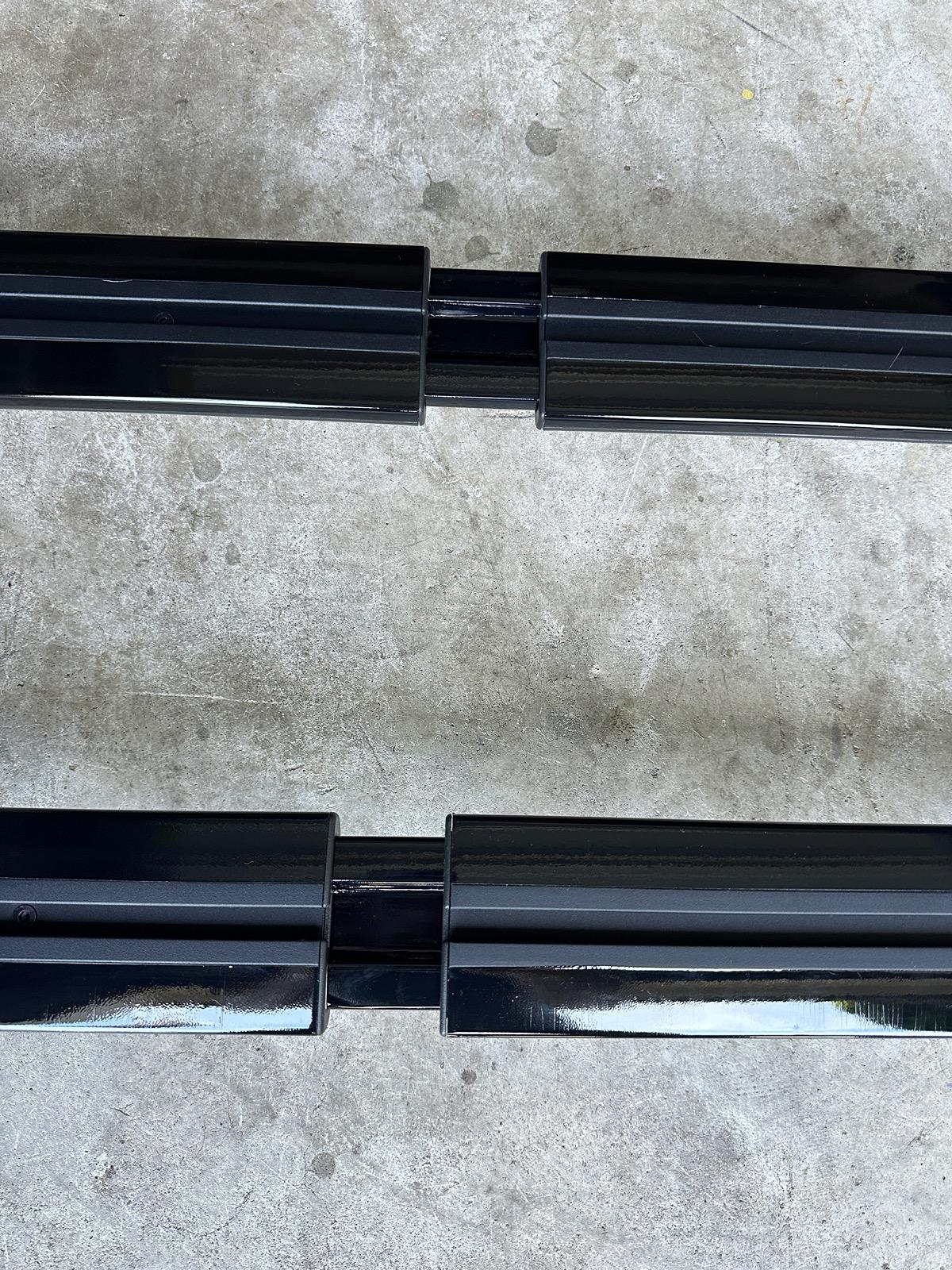 Rivian R1T R1S Blacking Out Crossbars IMG_2090