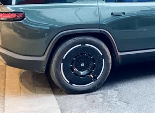Rivian R1T R1S R1S / R1T Refresh Aero Steel Wheels & Blackout Version R1S : R1T Refresh Aero Steel Wheels & Blackout Version