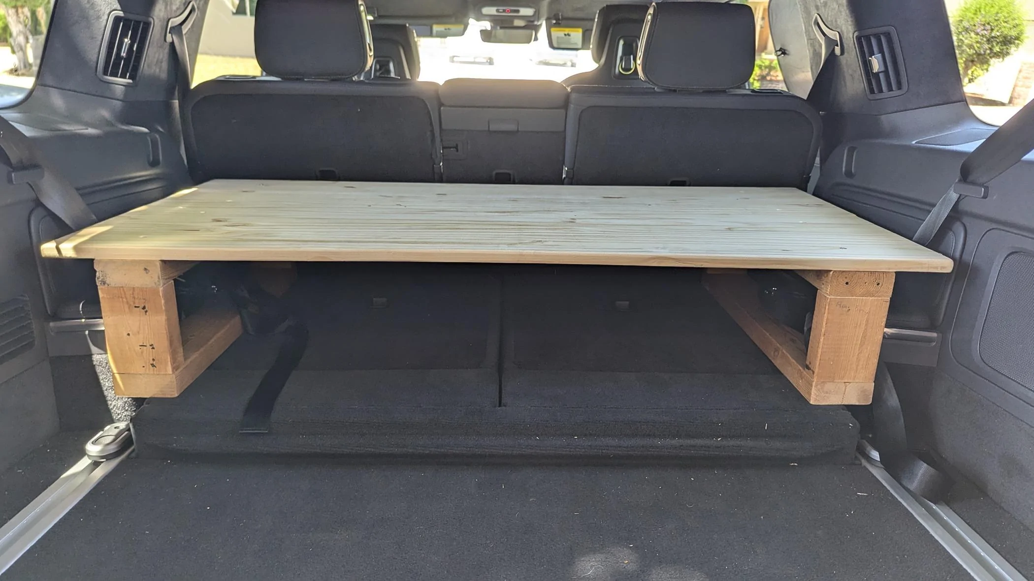 Rivian R1T R1S R1S Cargo Shelf 1000011271