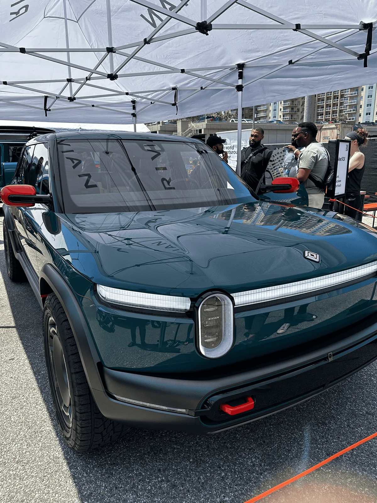Rivian R1T R1S Photos of R3X at Electrify Expo Today! ?⚡ 1717306997592-7