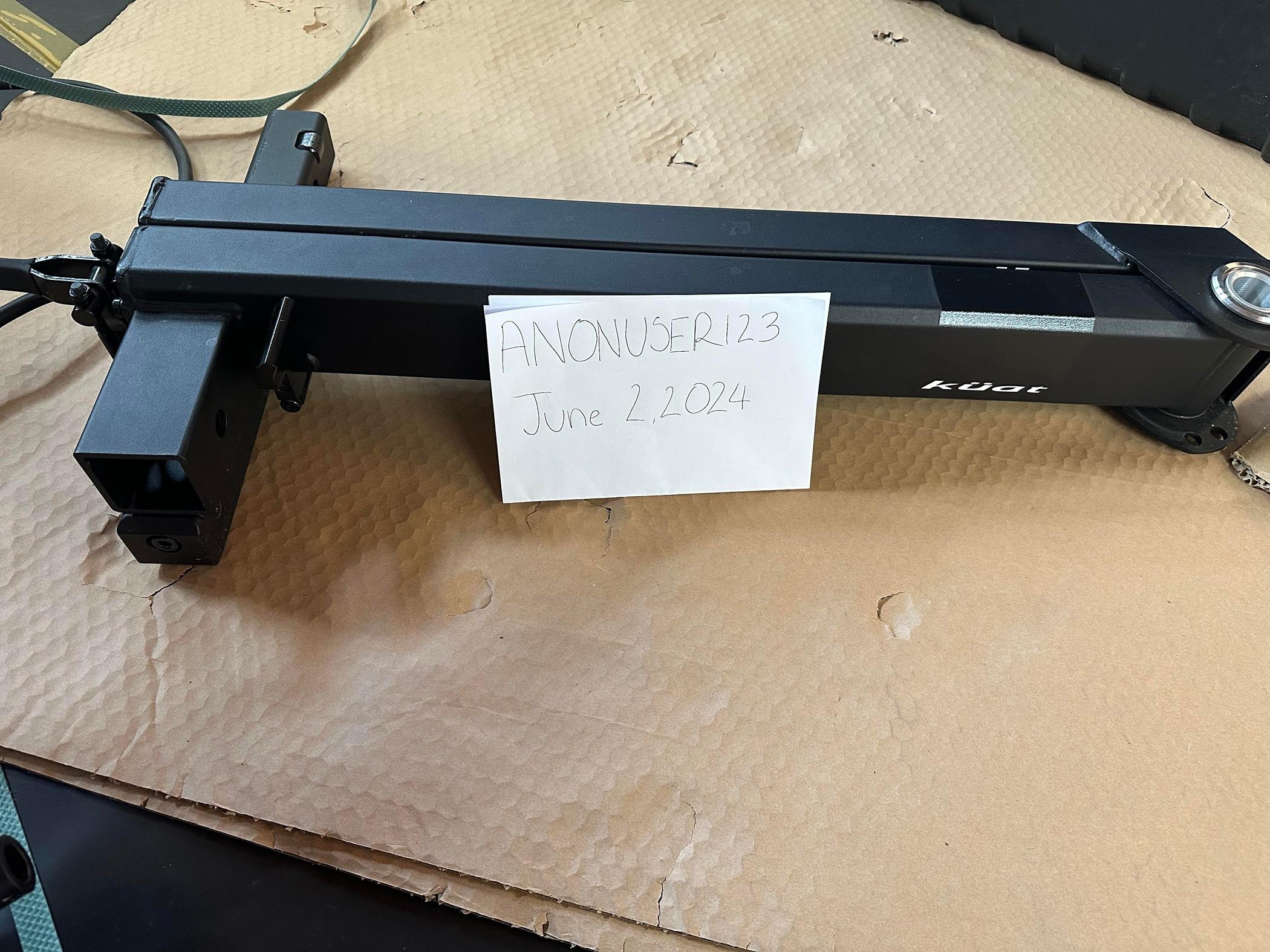 Rivian R1T R1S Selling Kuat Pivot V2 unnamed