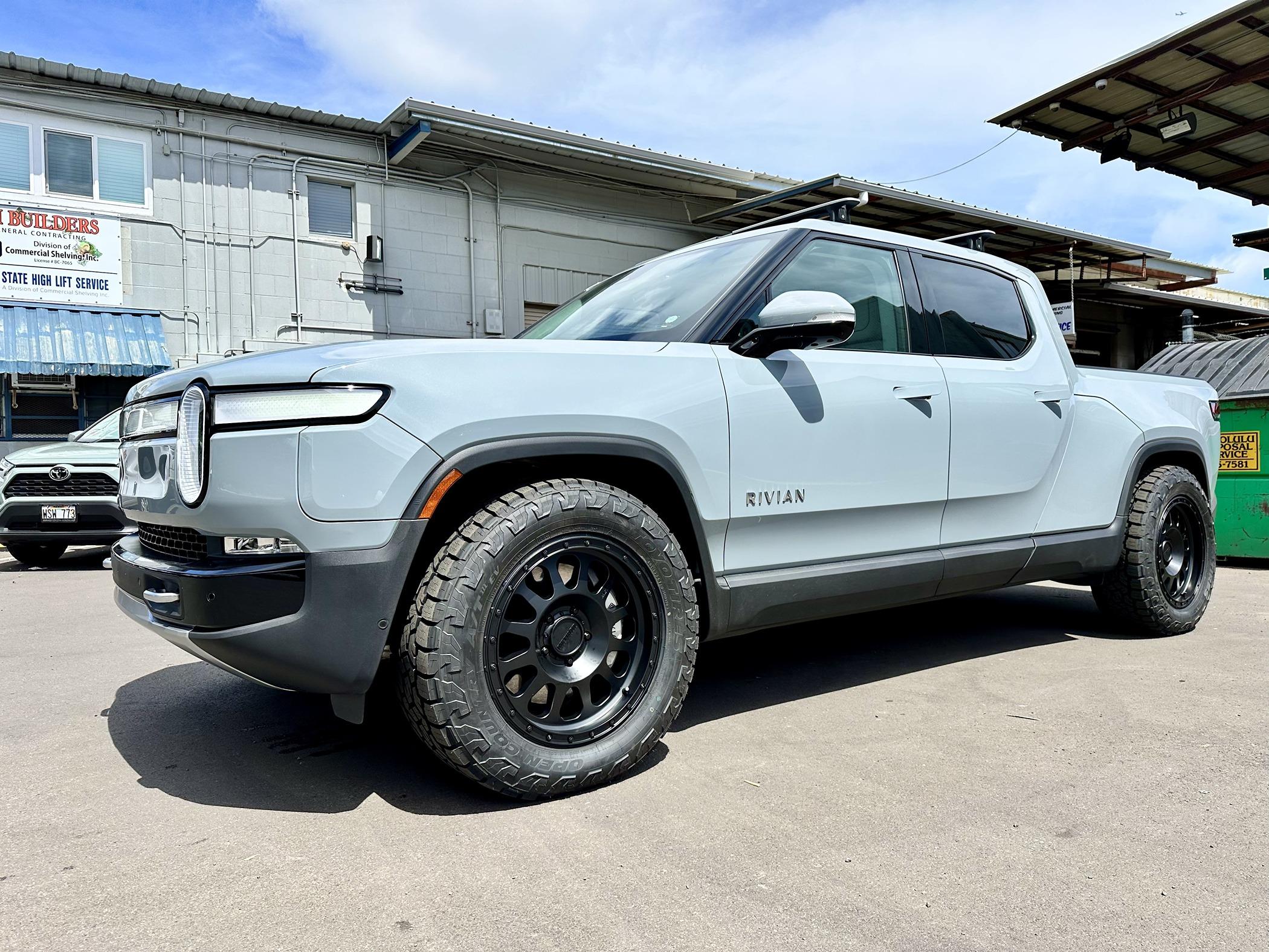 Rivian R1T R1S Hawaii customers IMG_3819 (1)