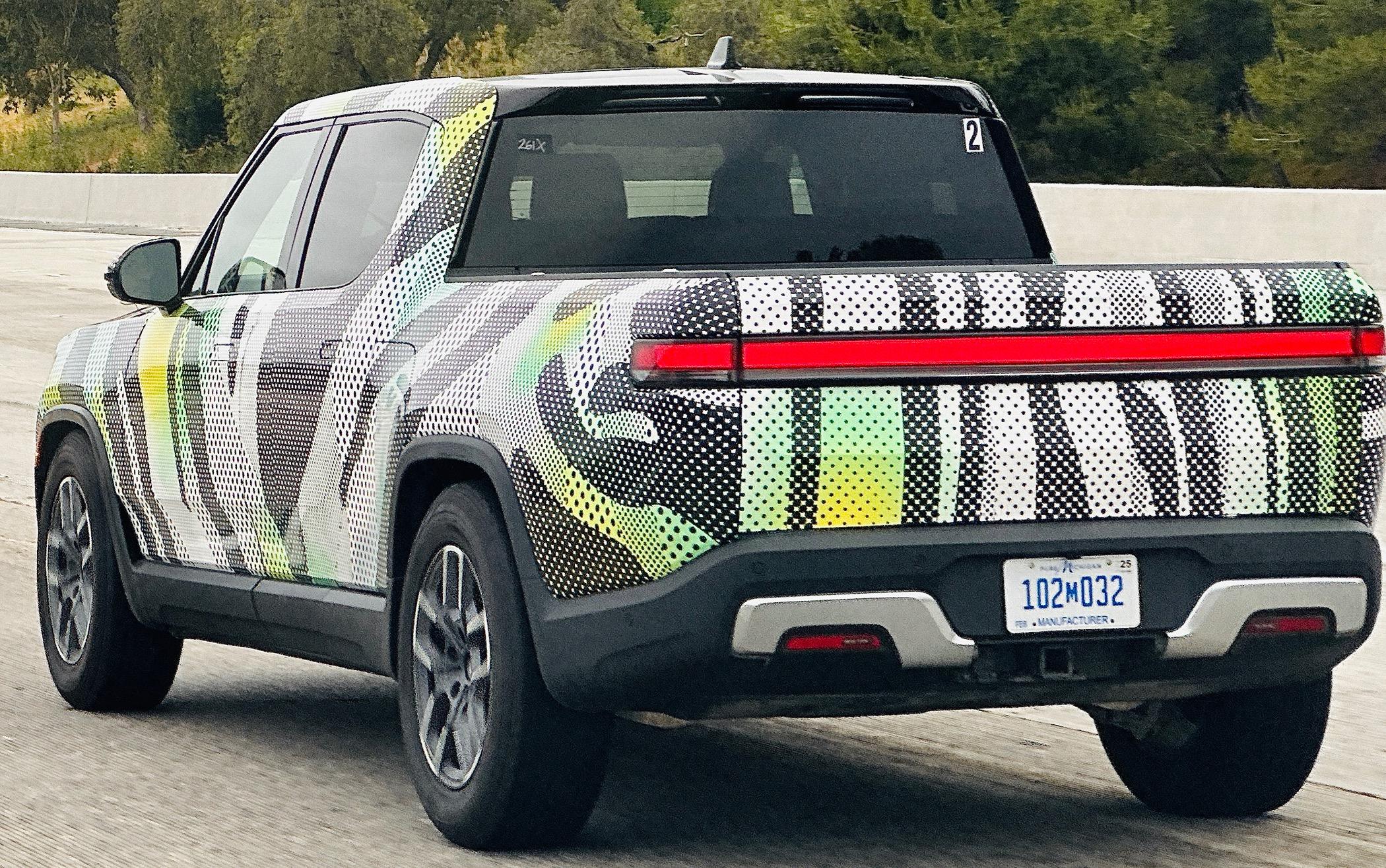 Rivian R1T R1S What's this? IMG_5986