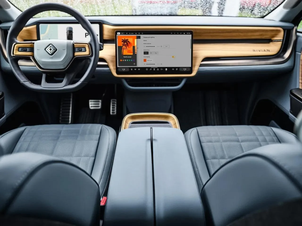 Rivian R1T R1S Official: 2025 R1T & R1S Refresh / Facelift (2nd Gen) Specs and Photos!  Quad Motor gets 1,025 HP and 0-60 in 2.5 Seconds!!! A7WrYE5A7sZvMncLb9Dxe7-1280-80.jpg