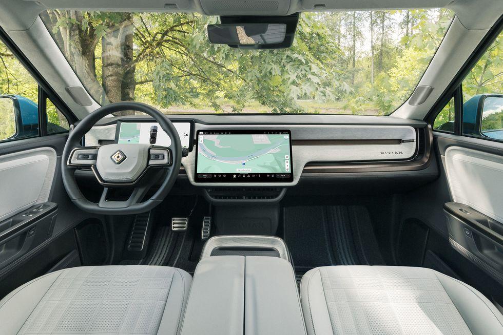 Rivian R1T R1S Official: 2025 R1T & R1S Refresh / Facelift (2nd Gen) Specs and Photos!  Quad Motor gets 1,025 HP and 0-60 in 2.5 Seconds!!! 2025-rivian-r1t-121-665f78c288f6a-