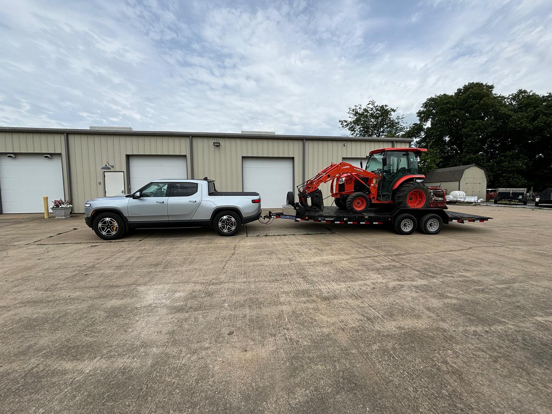 Rivian R1T R1S Over 730miles with a 4,500lb trailer and boat…terrible experience!!! IMG_1119