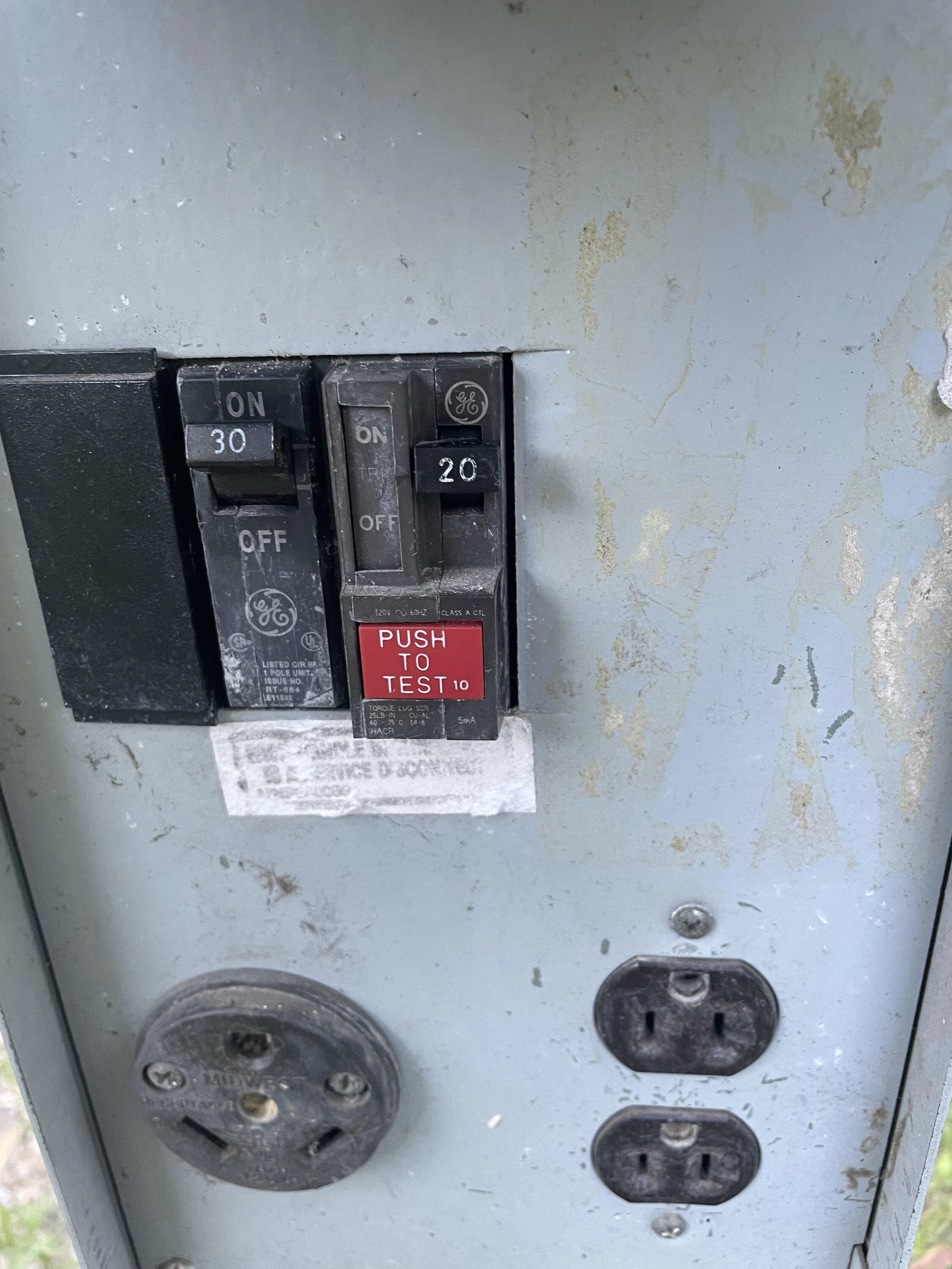 Rivian R1T R1S Campground 20A 120v charging IMG_9001