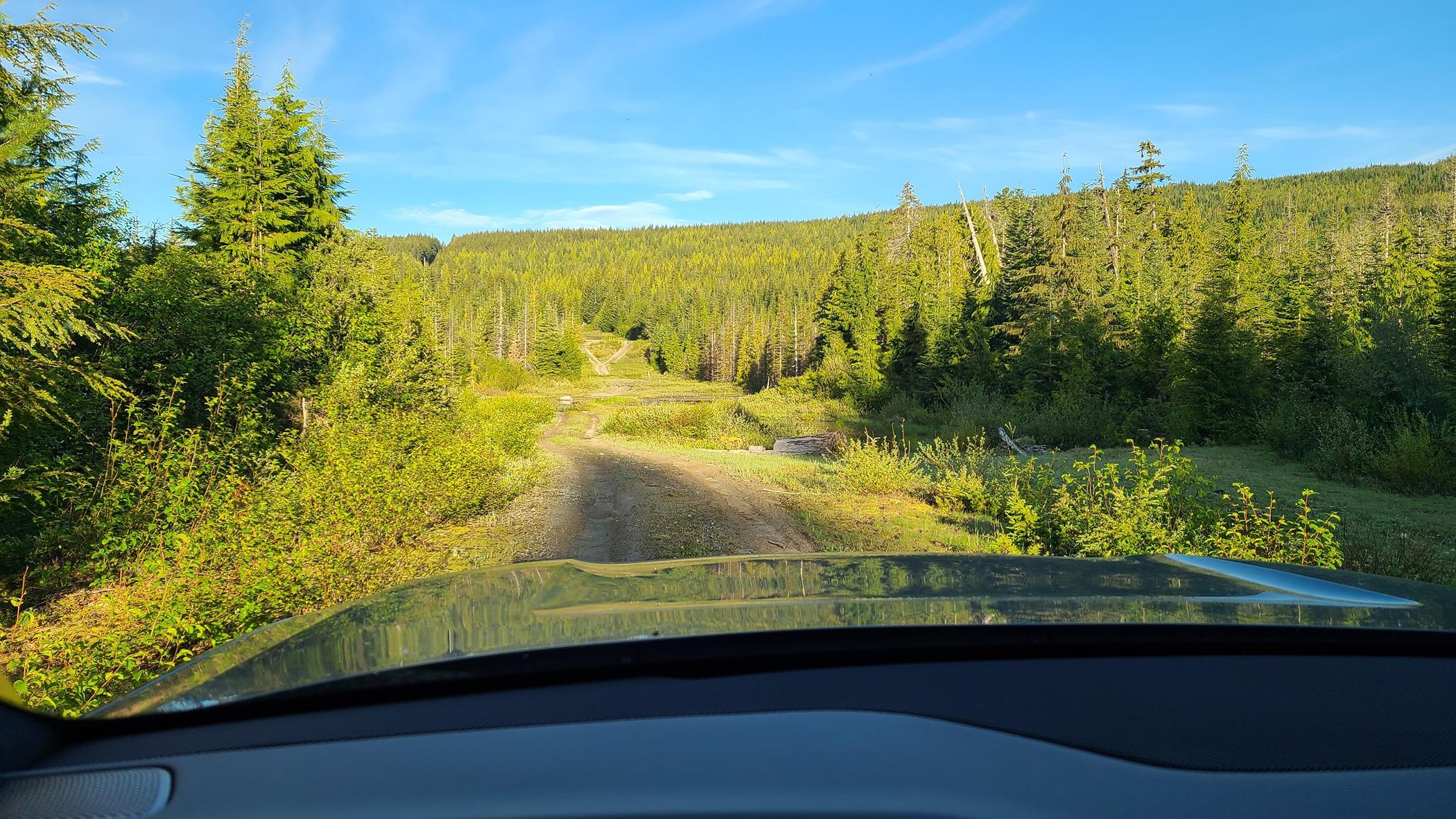 Rivian R1T R1S Official update: pre-order price voucher does not apply to custom configurations 20240608_063434