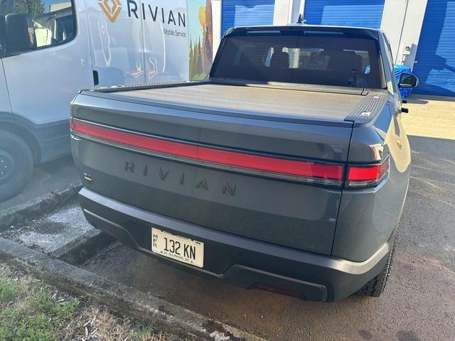 Rivian R1T R1S New Storm Blue Paint Color Photos & Video (During Production and at Service Center) storm-blue-refresh-r1t-at-auburn-sc-today-v0-i45tqo2ax55d1
