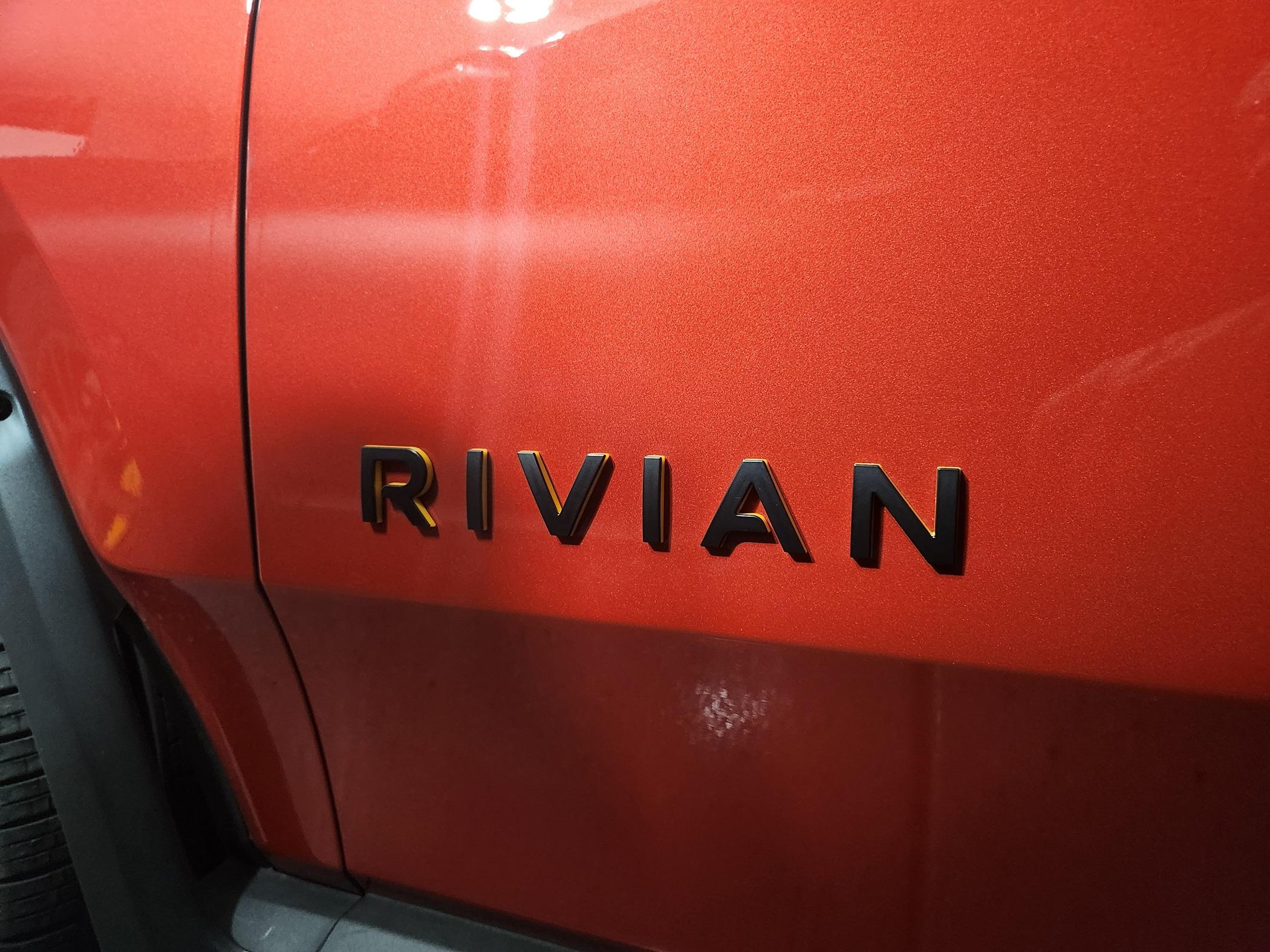 Rivian R1T R1S Rivian Side Emblem Measurement Help 1000018897