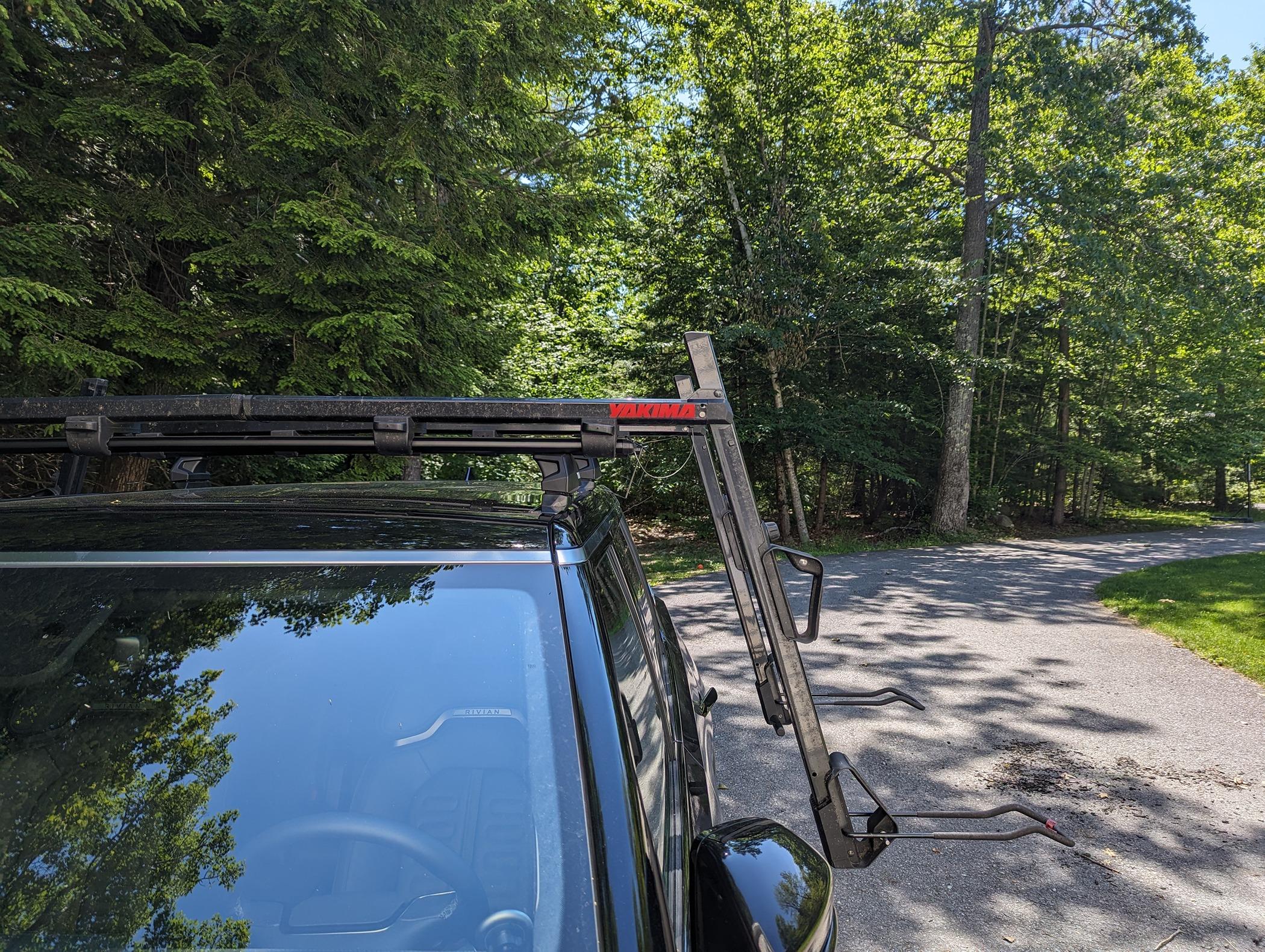 Rivian R1T R1S Dual Yakima ShowDown (Kayak And SUP Mount) on Thule Evo Rack on R1S 1000149369