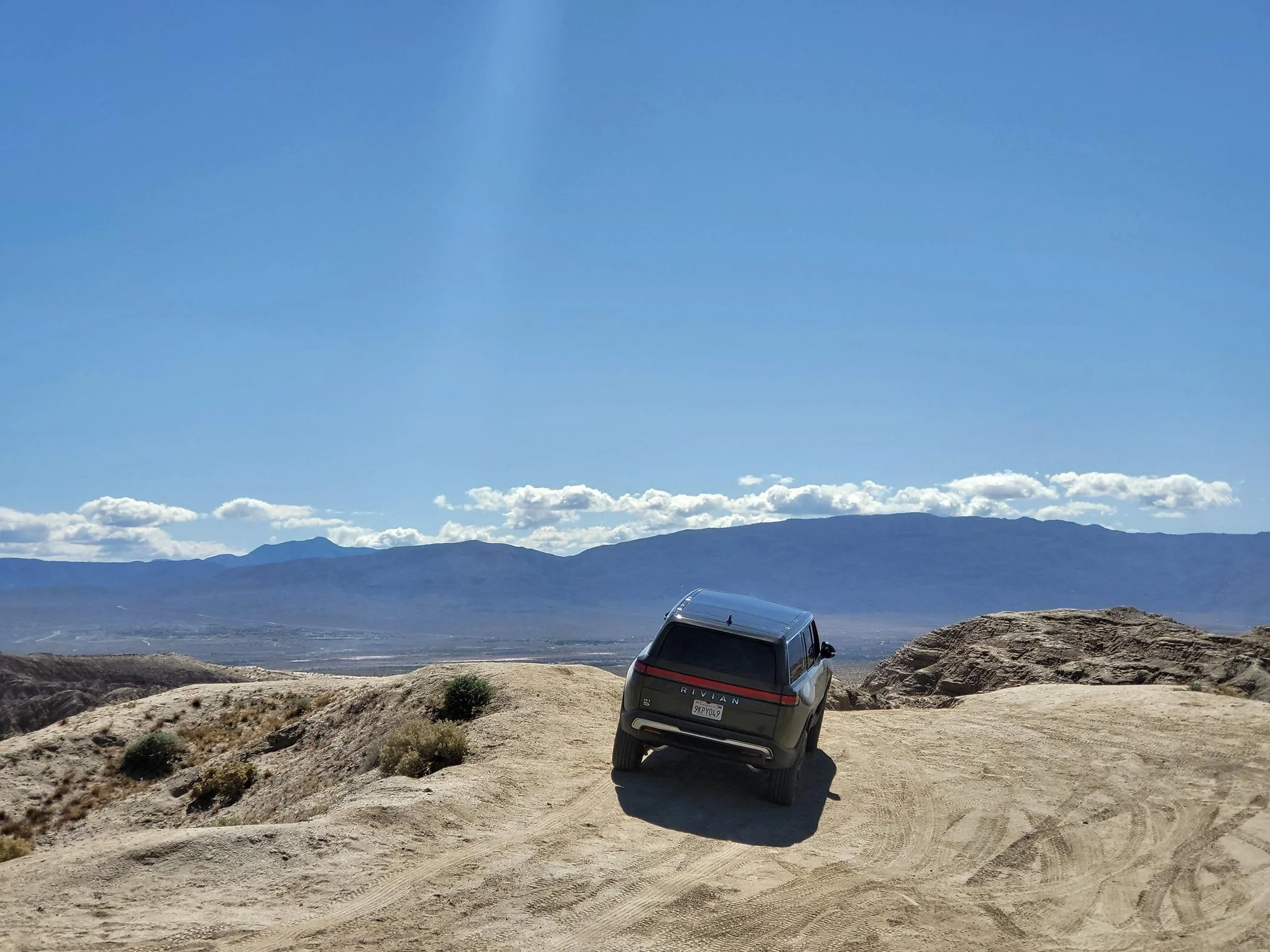 Rivian R1T R1S Where are the Rivian "adventurers"? 20240406_150011