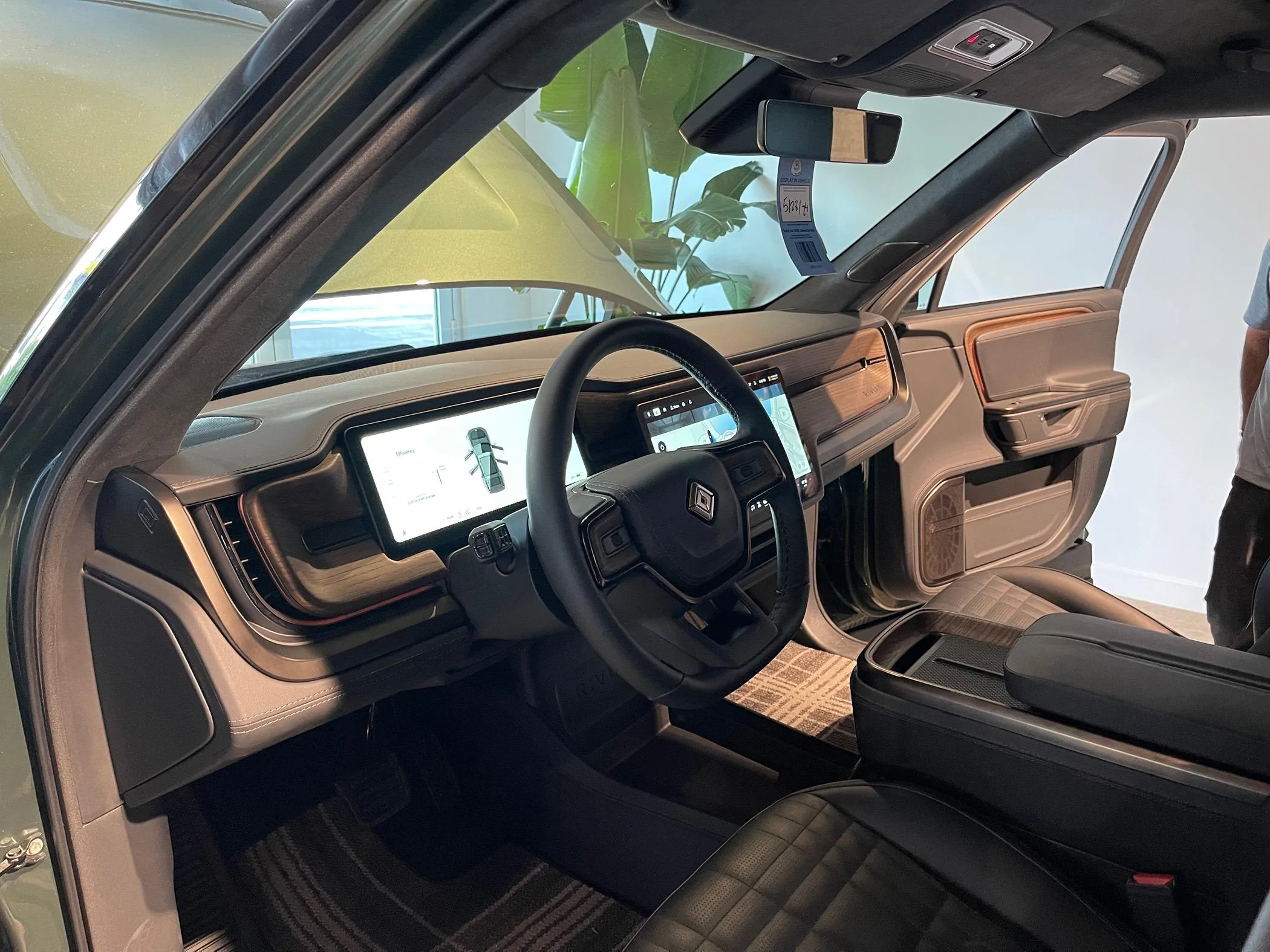 Rivian R1T R1S Real Life Photos: Gen 2 R1S Tri-Motor + Ambient Lighting Themes Colors IMG_3061