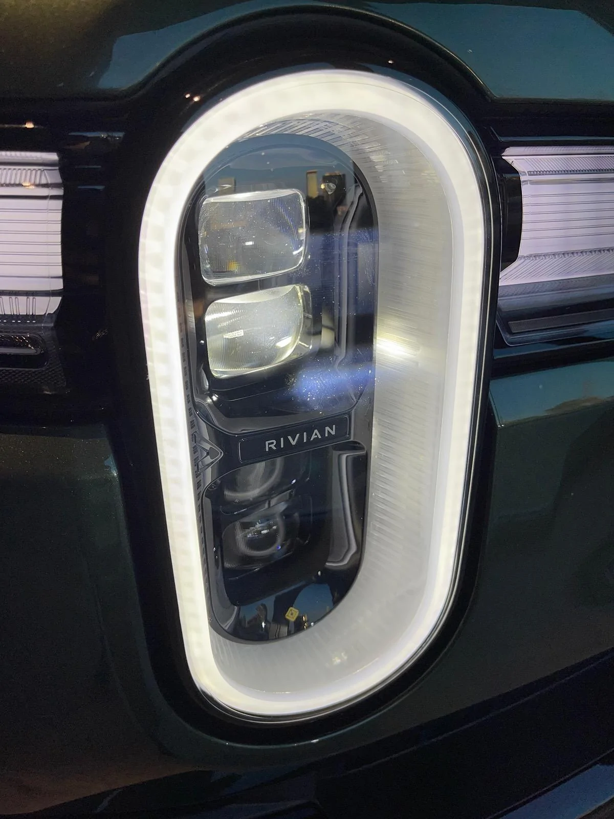Rivian R1T R1S Real Life Photos: Gen 2 R1S Tri-Motor + Ambient Lighting Themes Colors IMG_3106